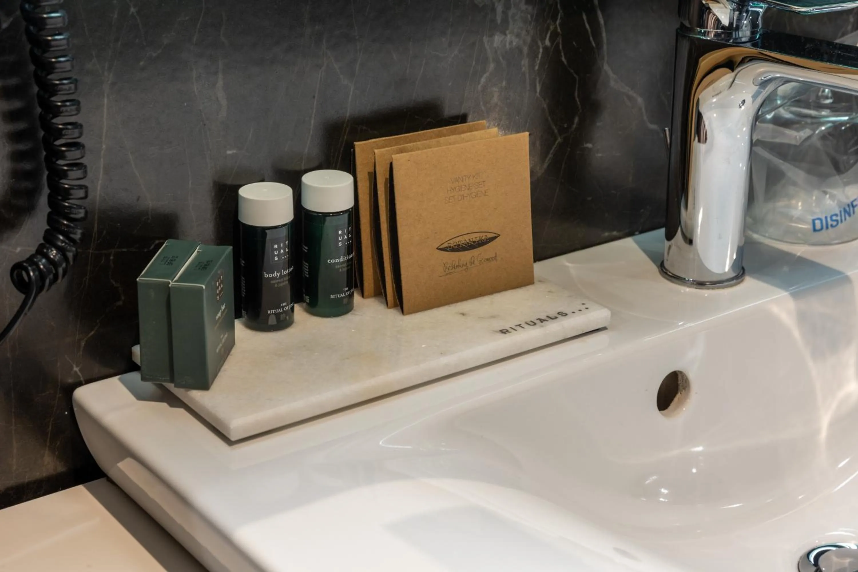 Bathroom in Hotel Constantine the Great