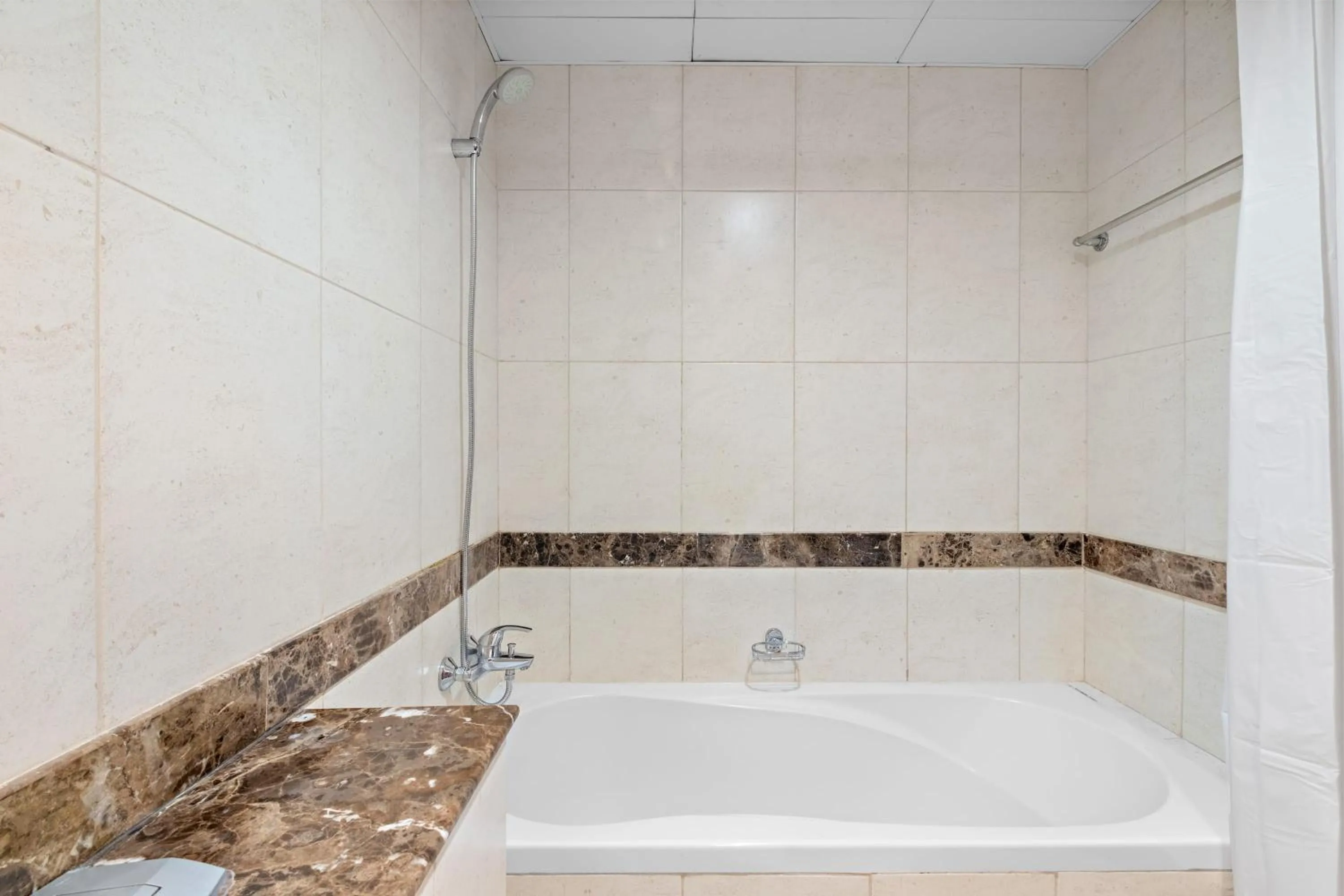 Bathroom in Silkhaus High Floor 1 BDR with Metro Nearby