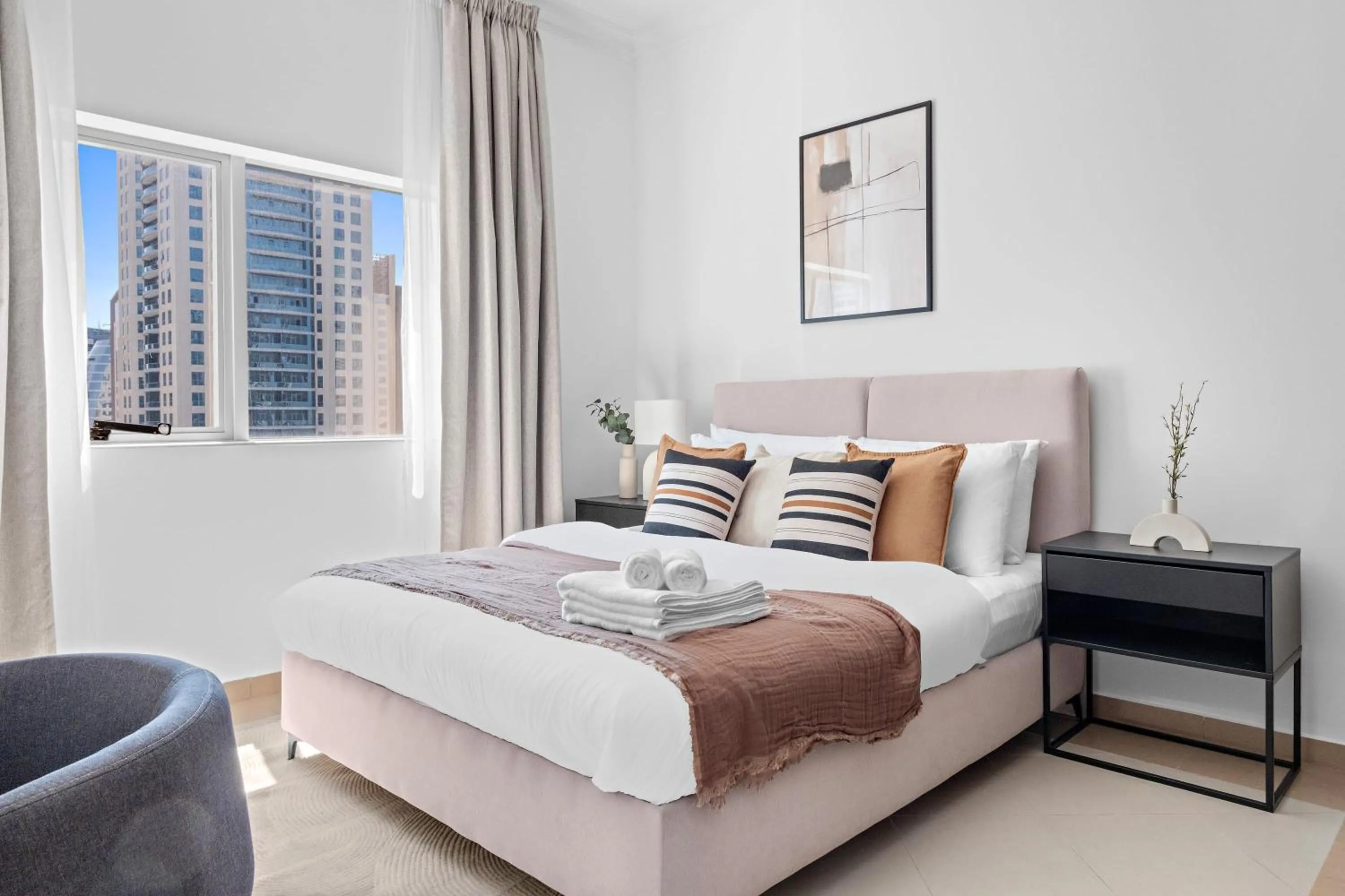 Bedroom in Silkhaus High Floor 1 BDR with Metro Nearby