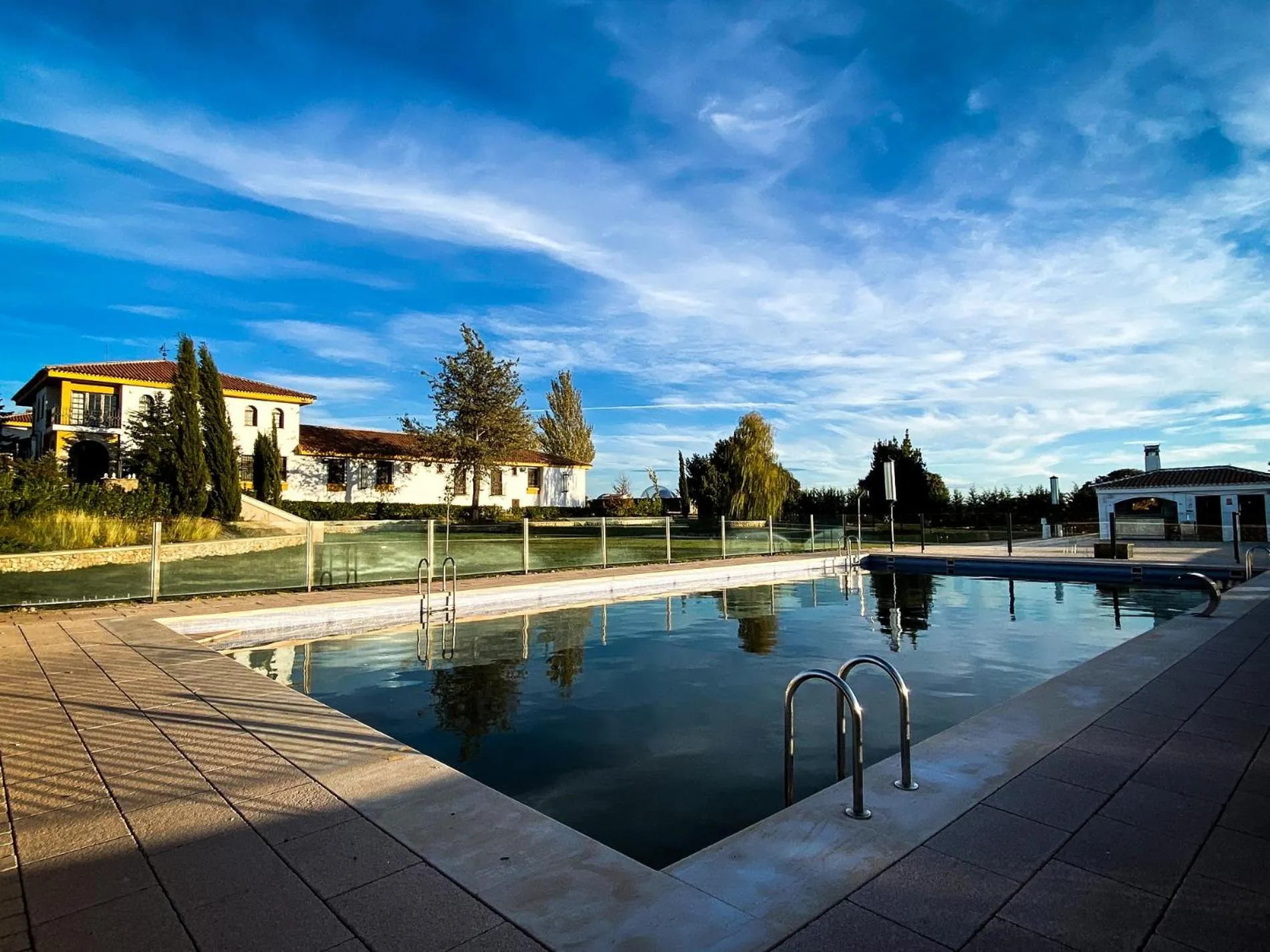 Swimming pool in Hotel Finca las Beatas