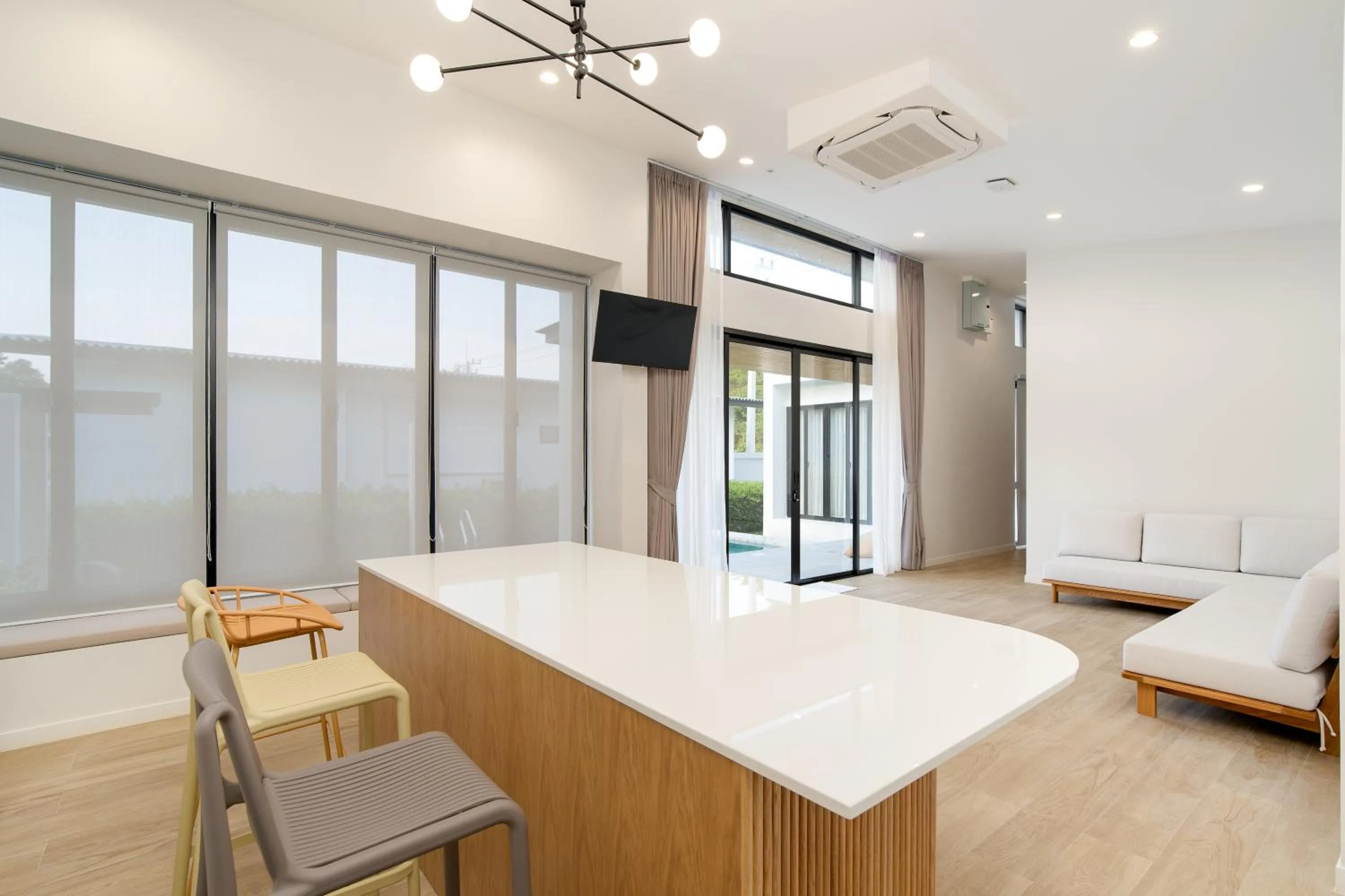 Area and facilities in The Season Resort