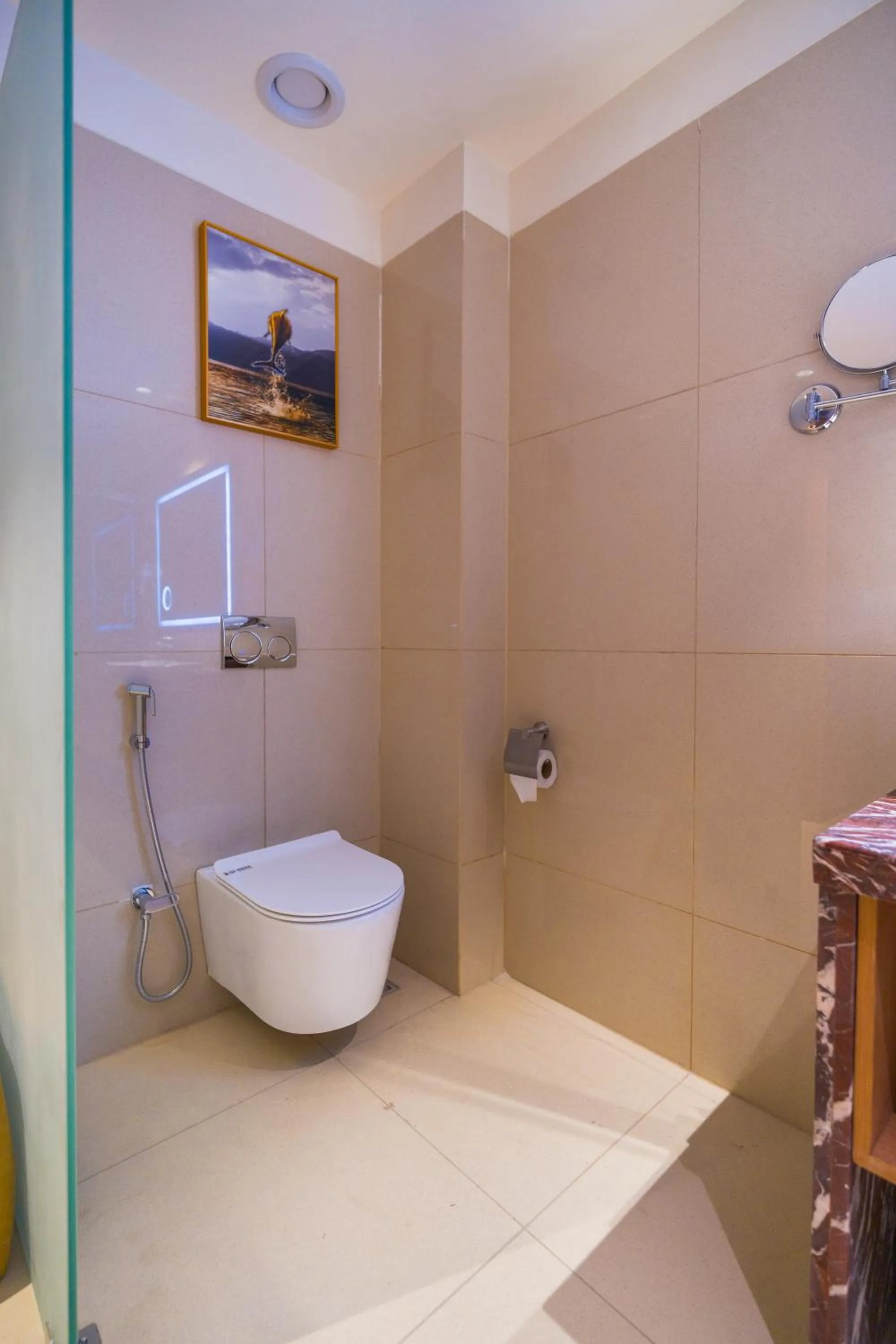 Toilet in The Maple Hotel