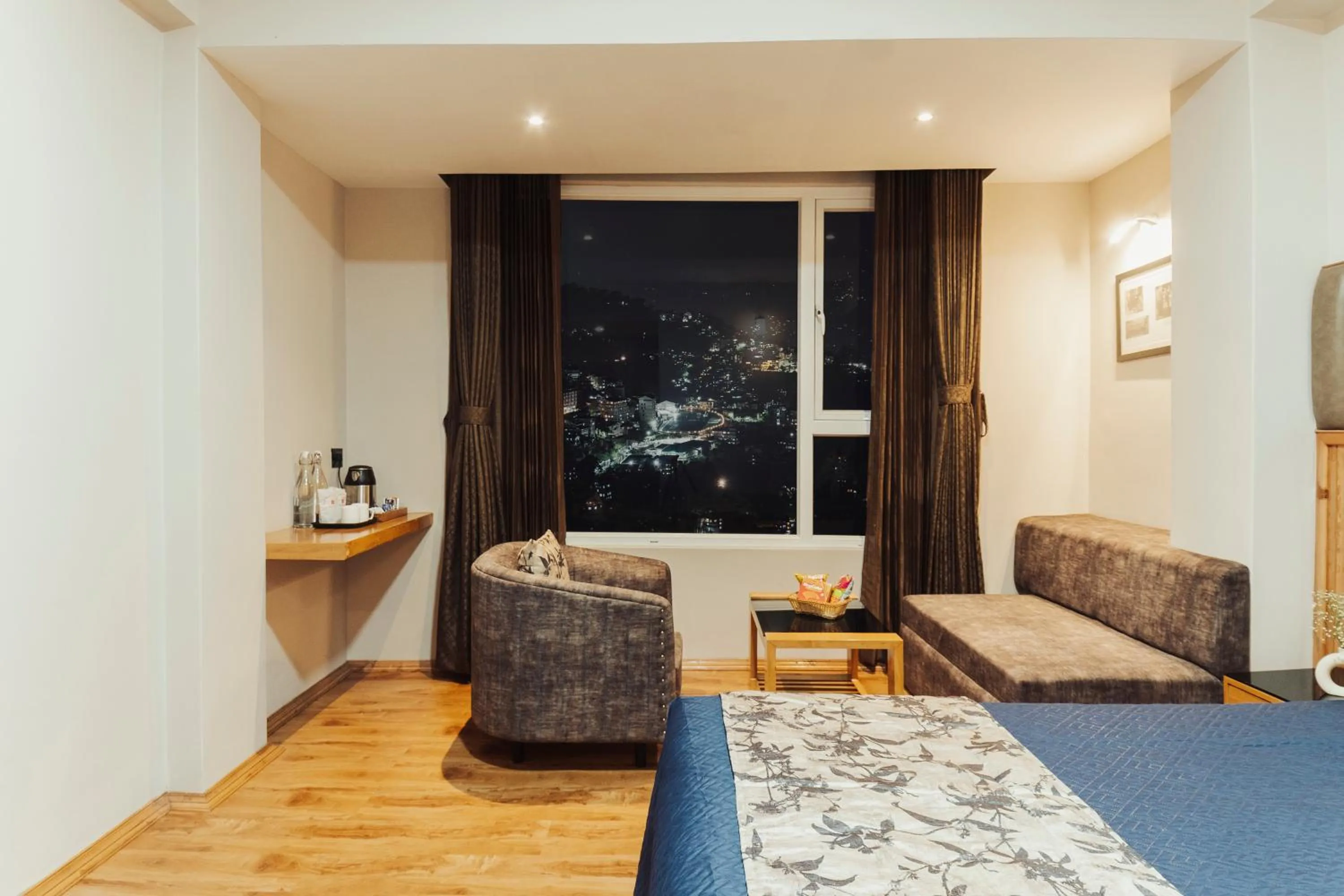 Bedroom, Bed in ETHO METHO GANGTOK