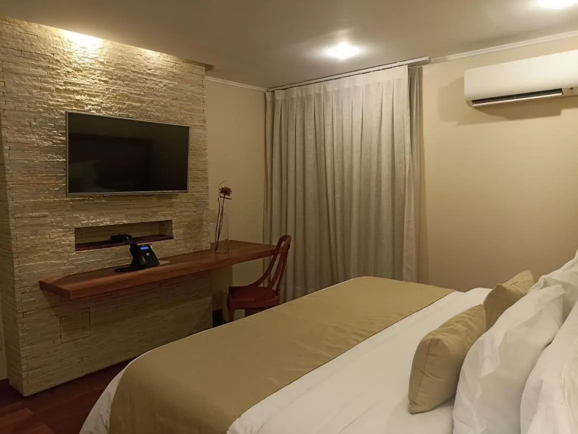 Bed in Hotel Villa Rossa