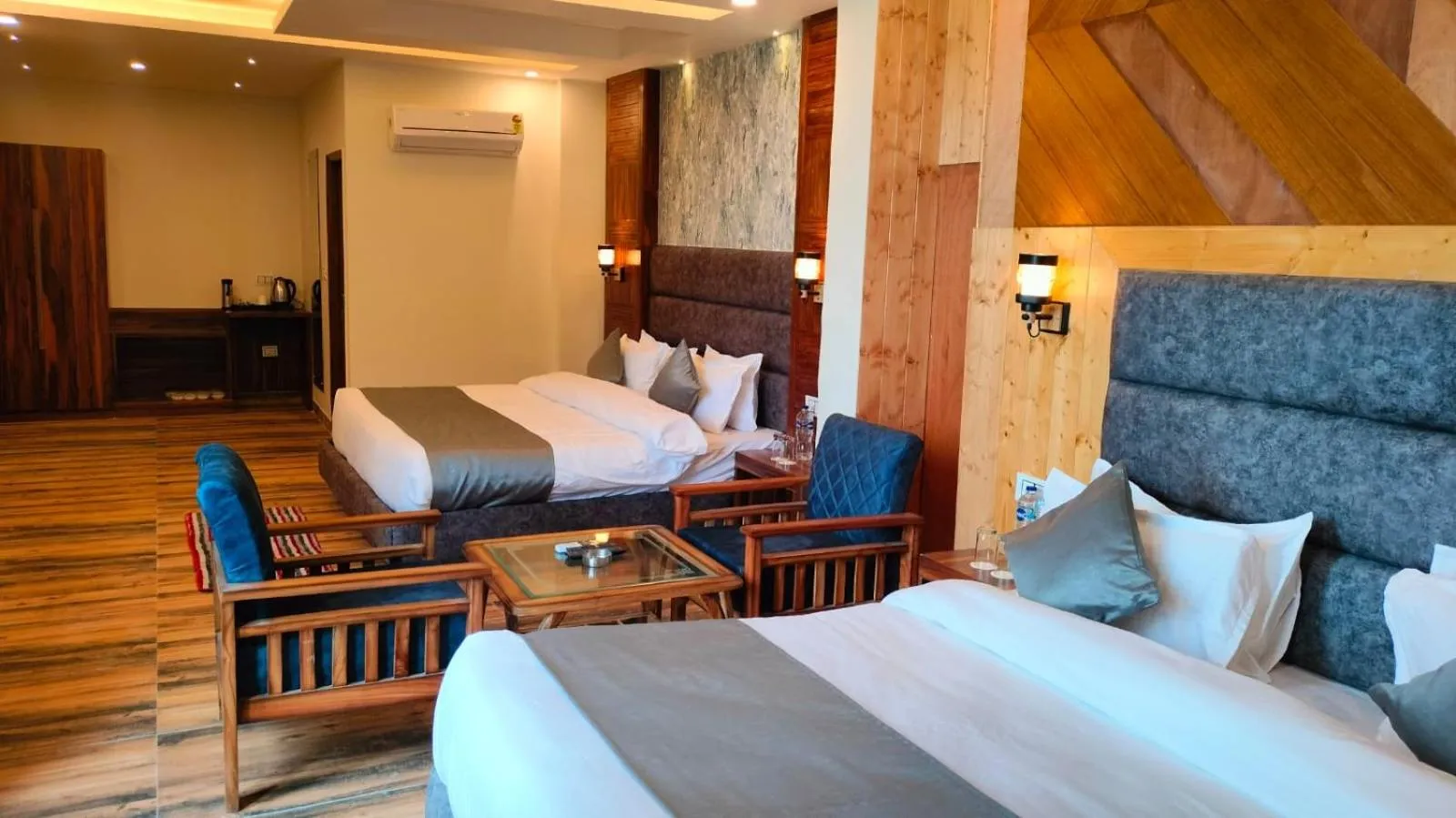 Bed in Manaw Valley Resort