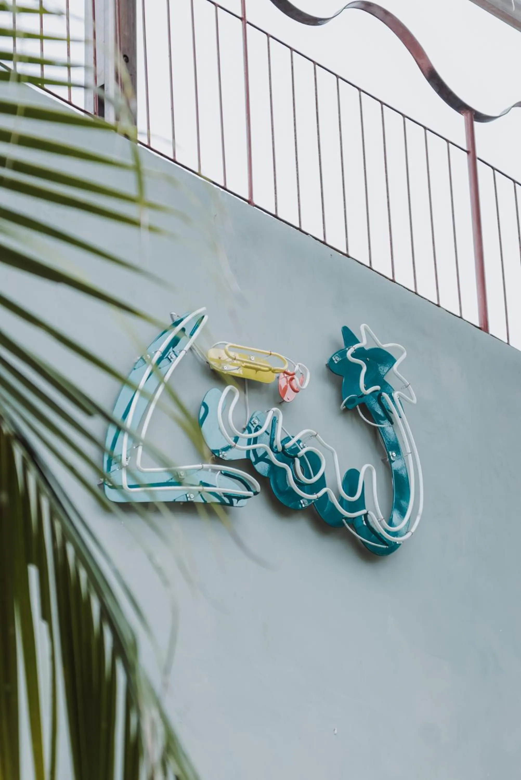 Facade/entrance in Luau Hotel