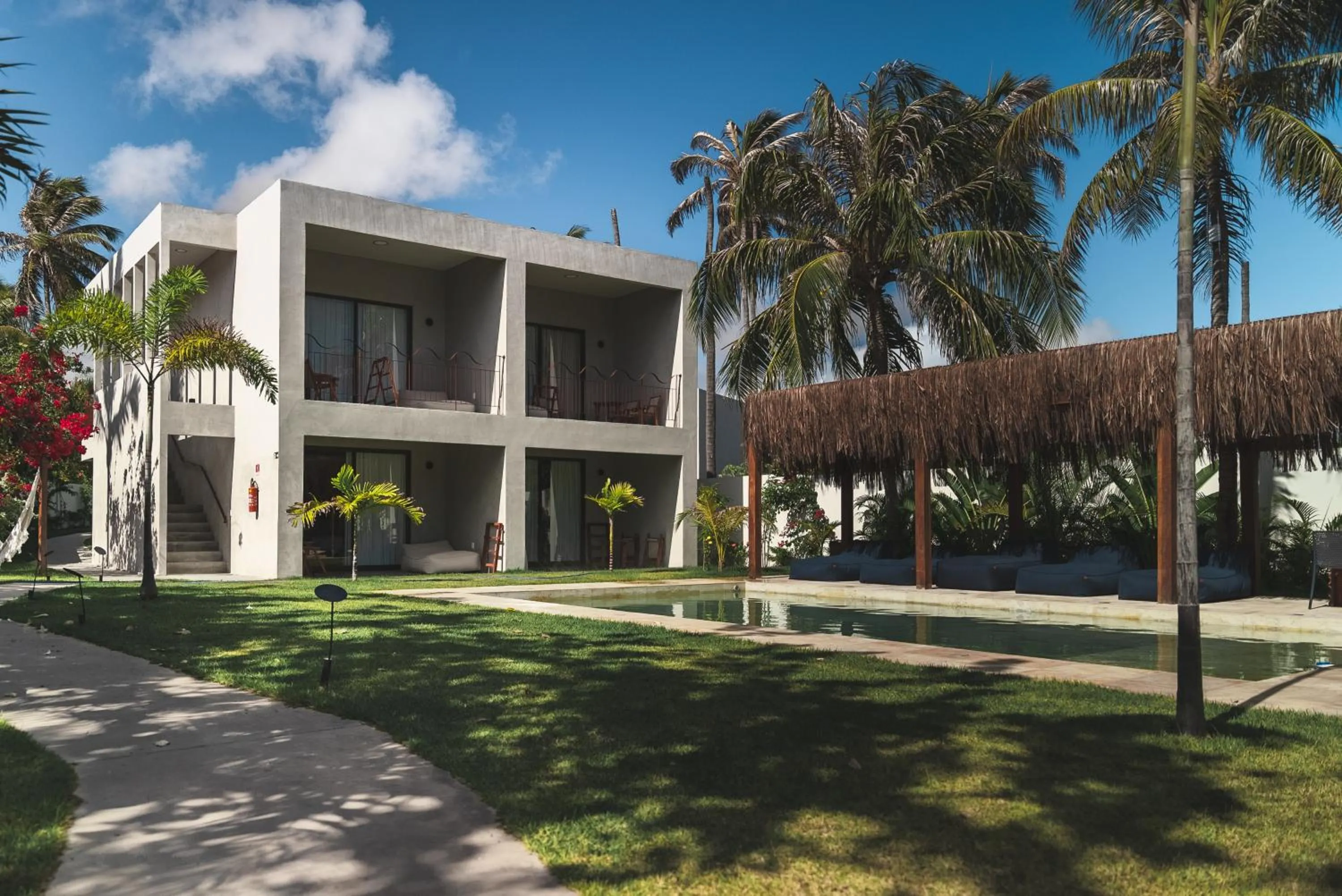 Luau Hotel