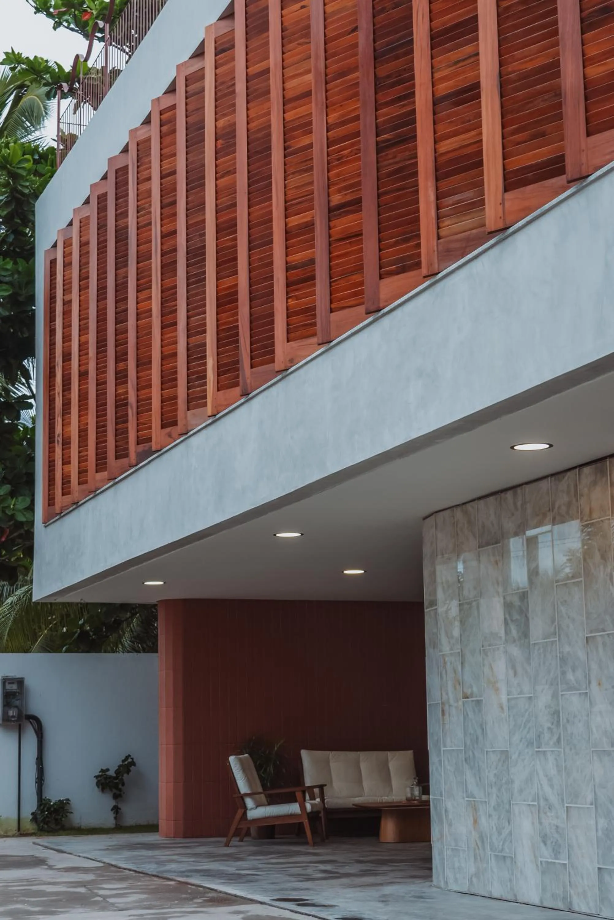 Facade/entrance in Luau Hotel
