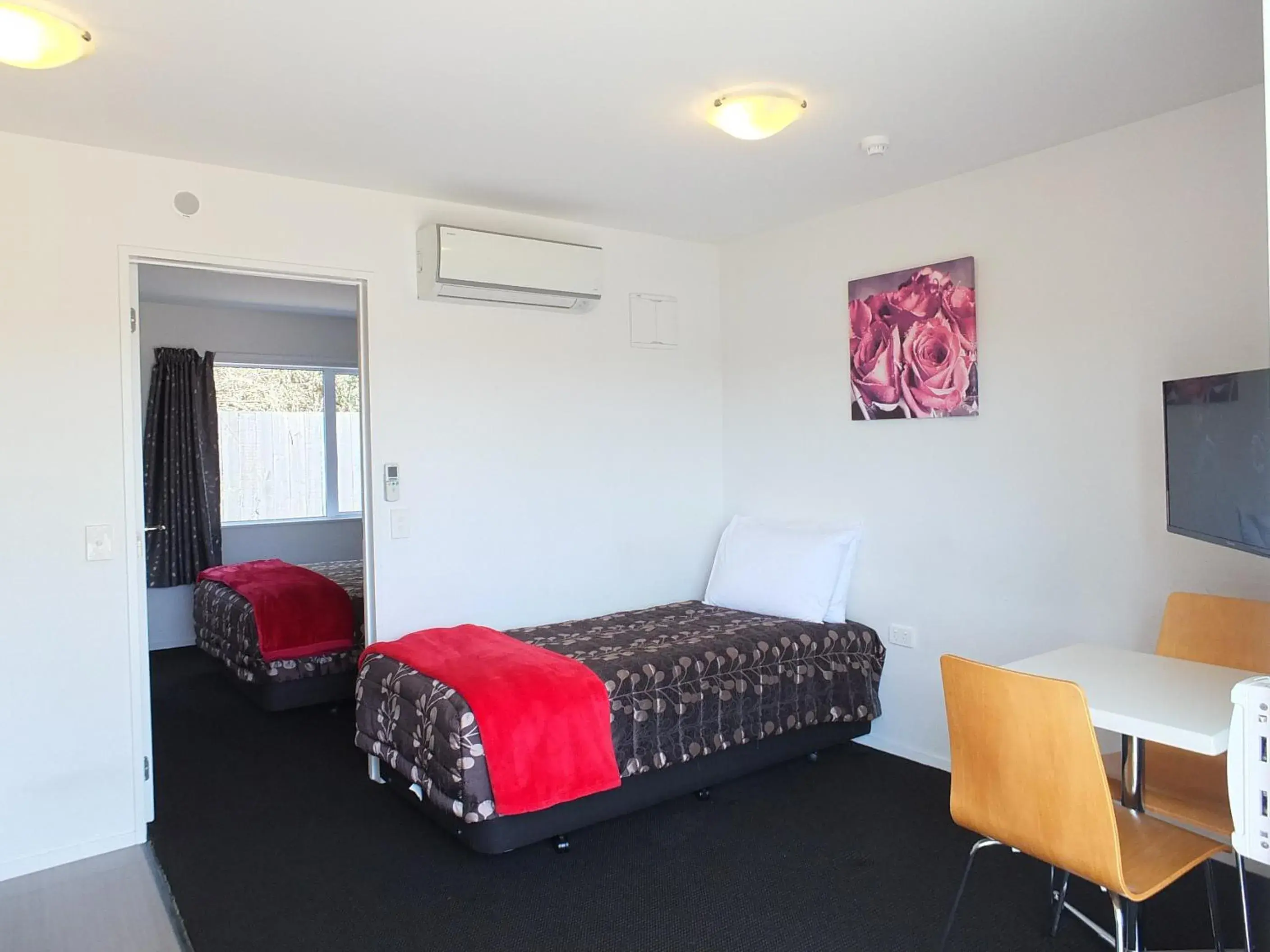 Bedroom, Bed in 101 Stars Motel Bedroom, Bed in 101 Stars Motel