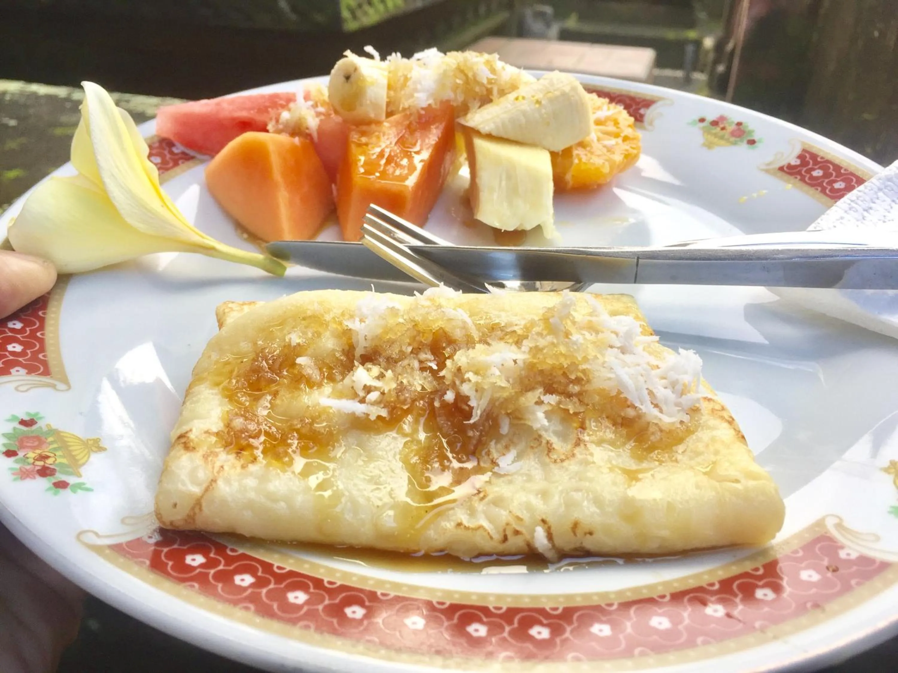 Food close-up in Sulendra Jungle Suites Ubud View by EPS