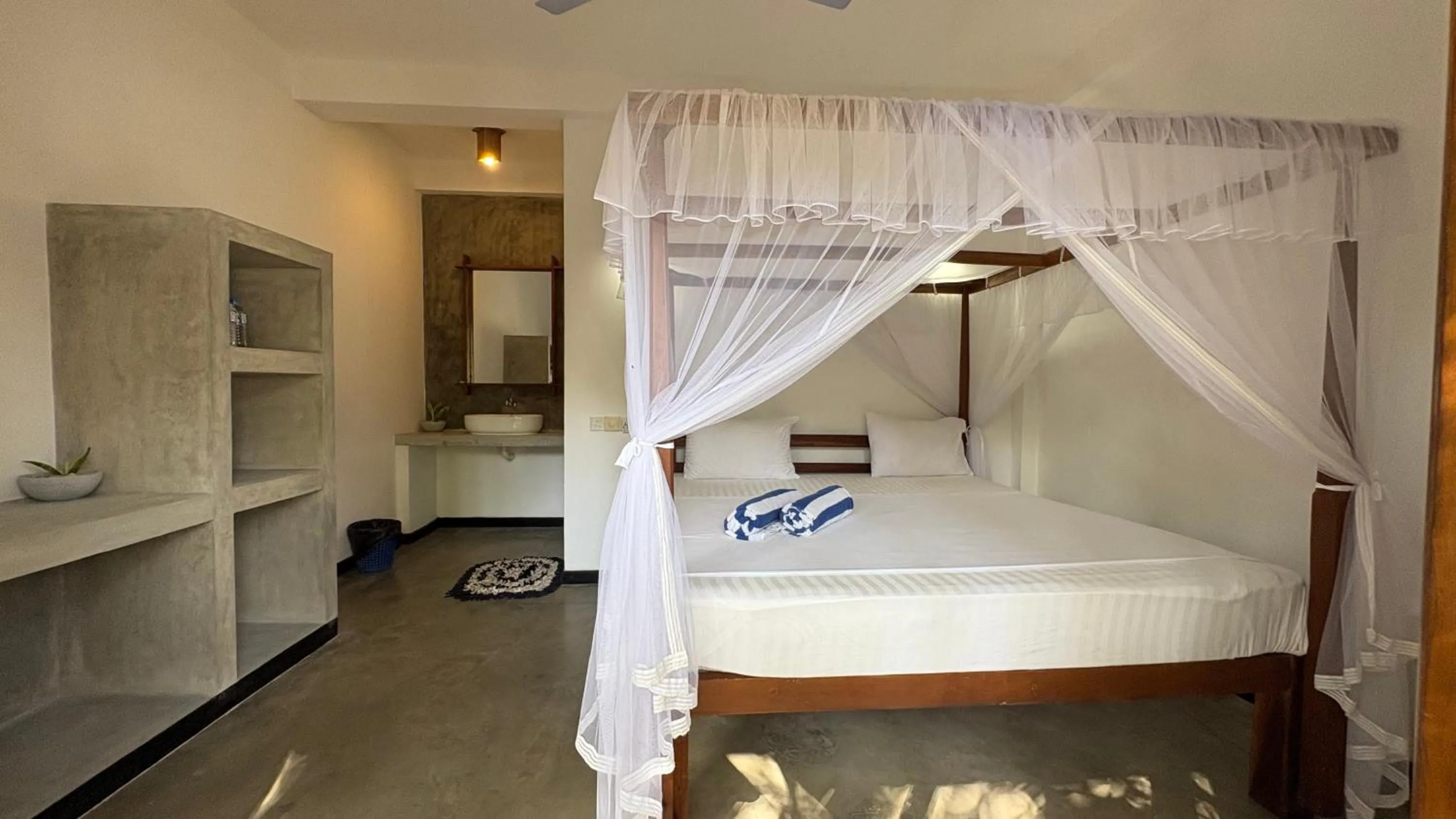 Bed in The Point Mirissa