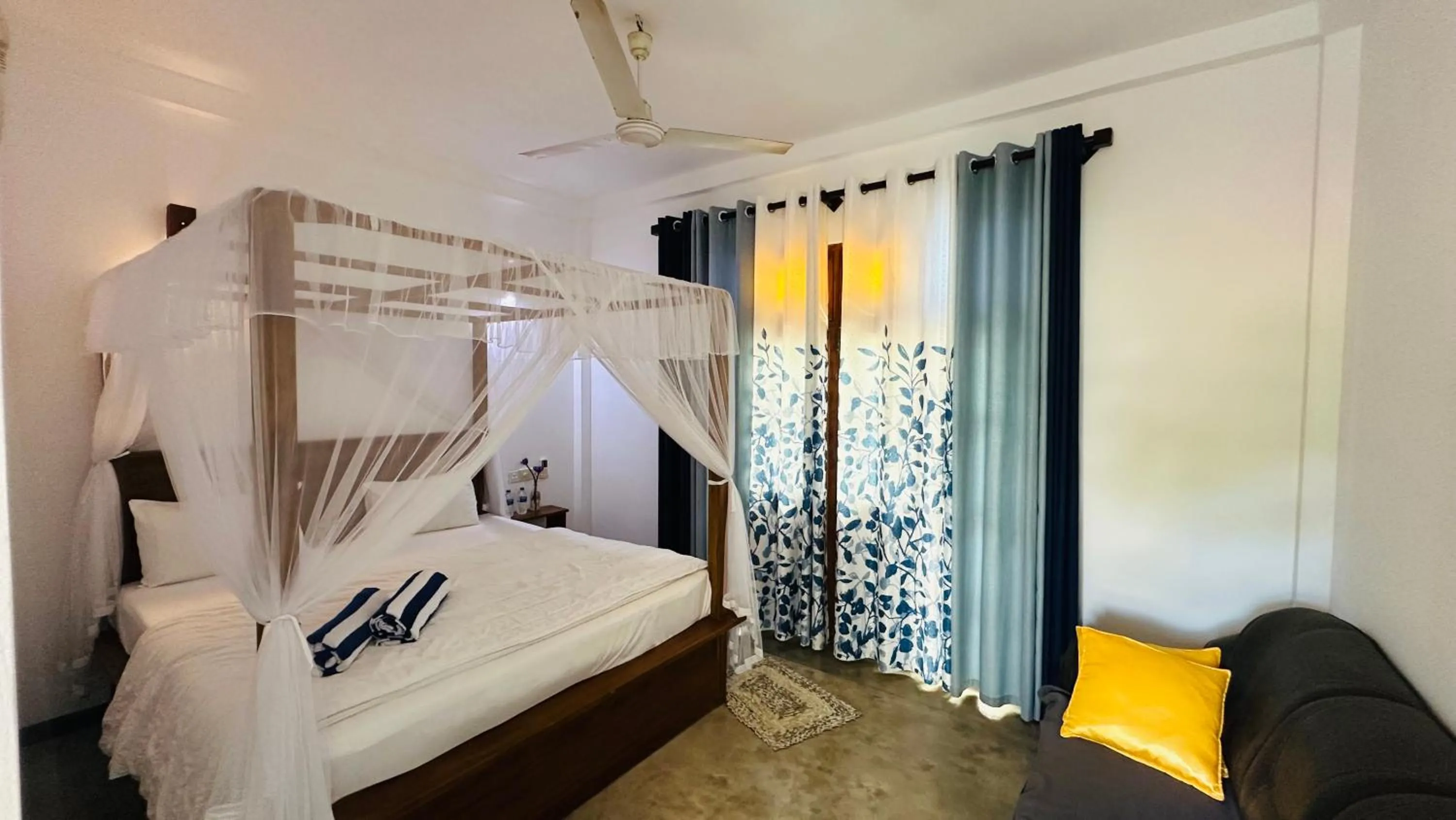 Bed in The Point Mirissa