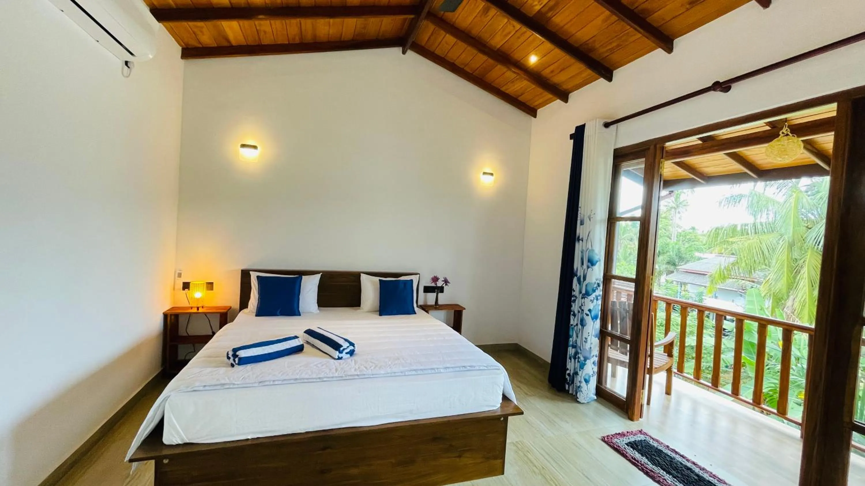 Bed in The Point Mirissa