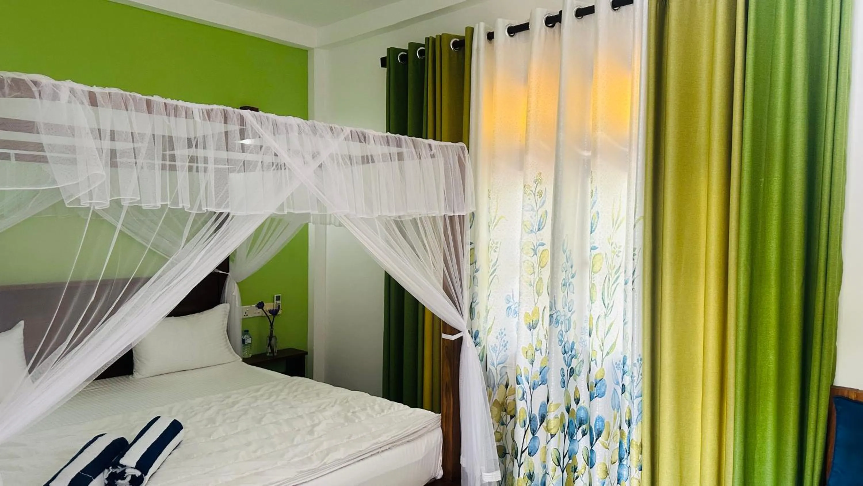 Bed in The Point Mirissa