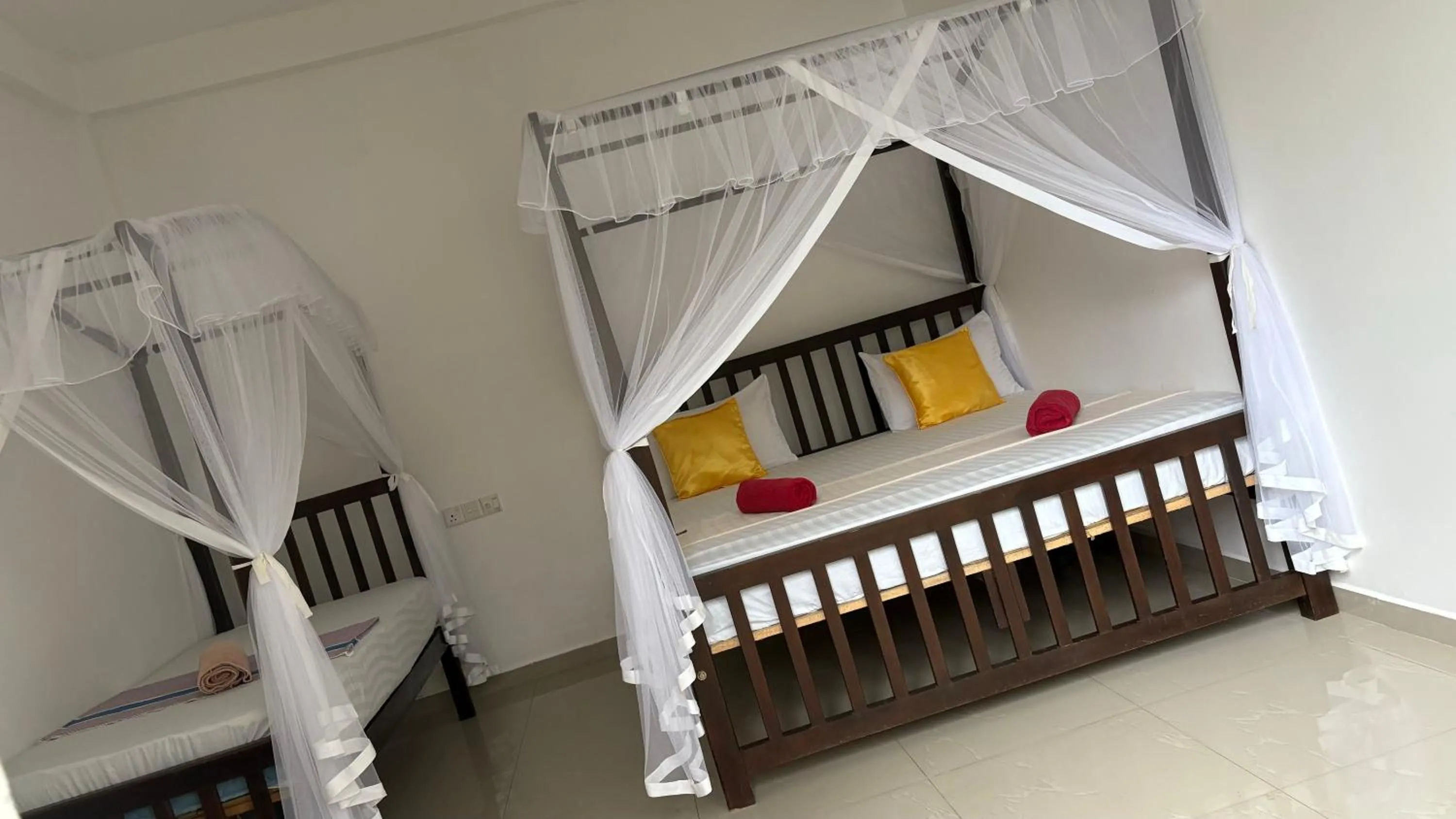 Bed in The Point Mirissa