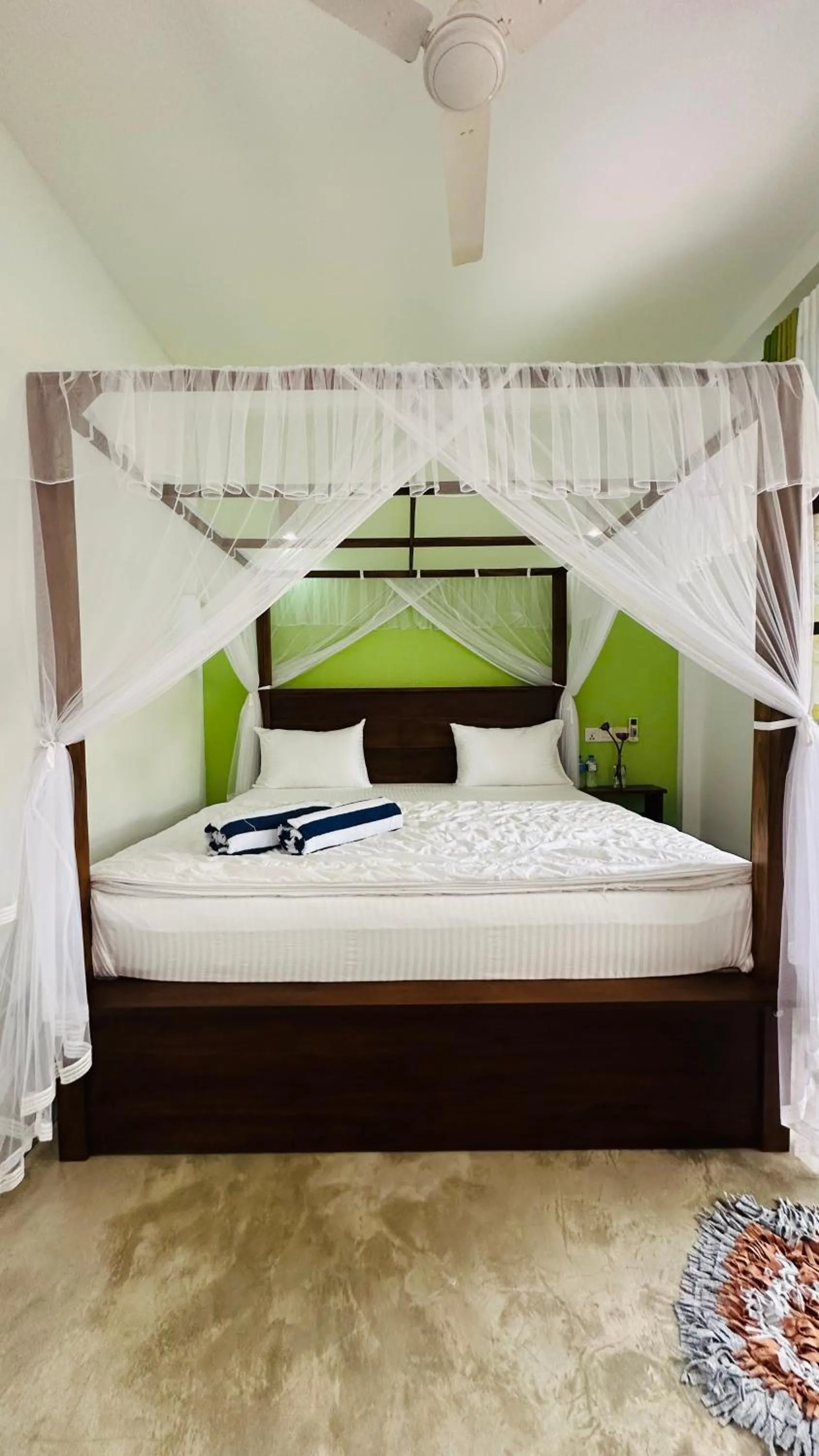 Bed in The Point Mirissa
