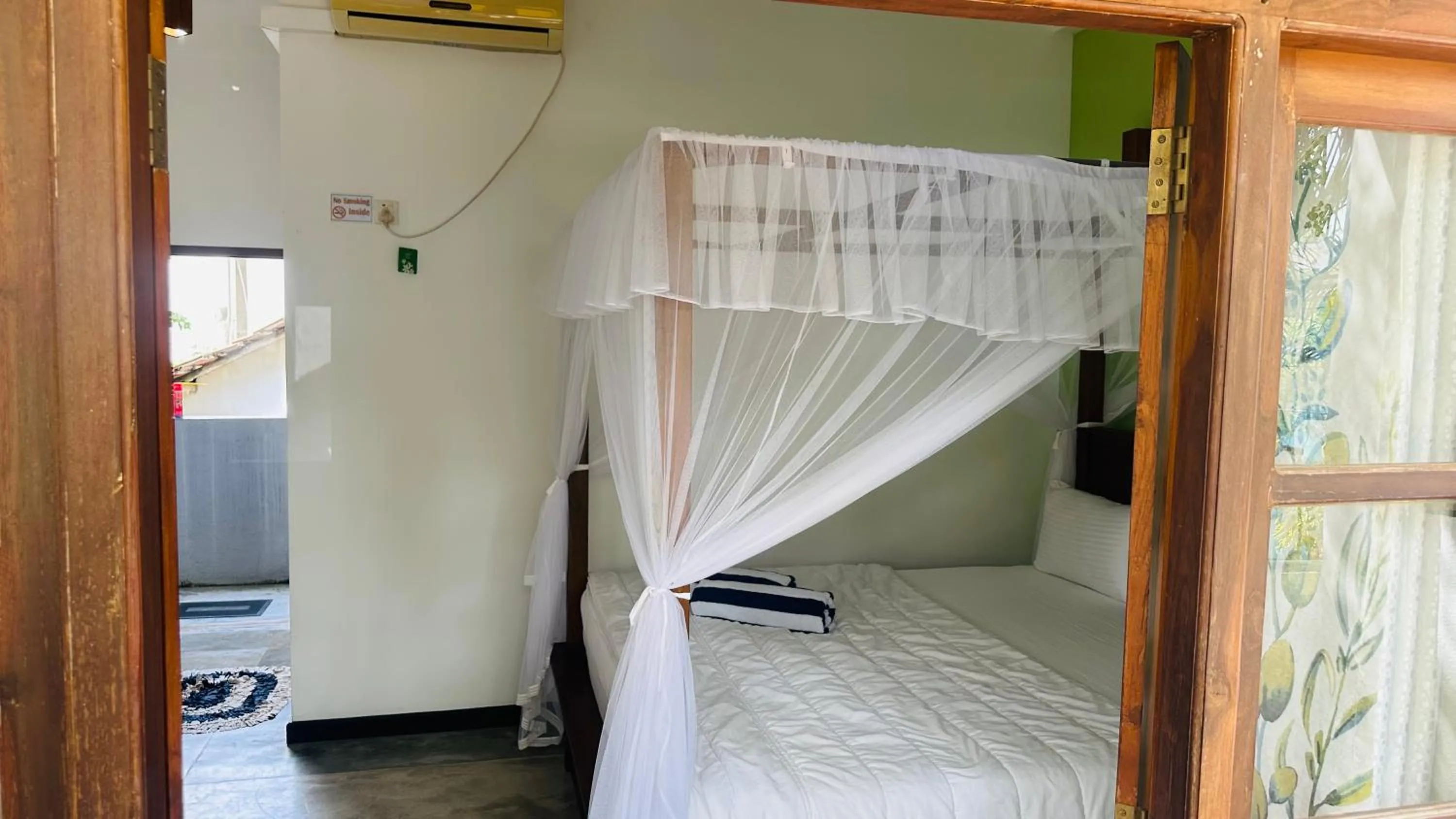 Bed in The Point Mirissa