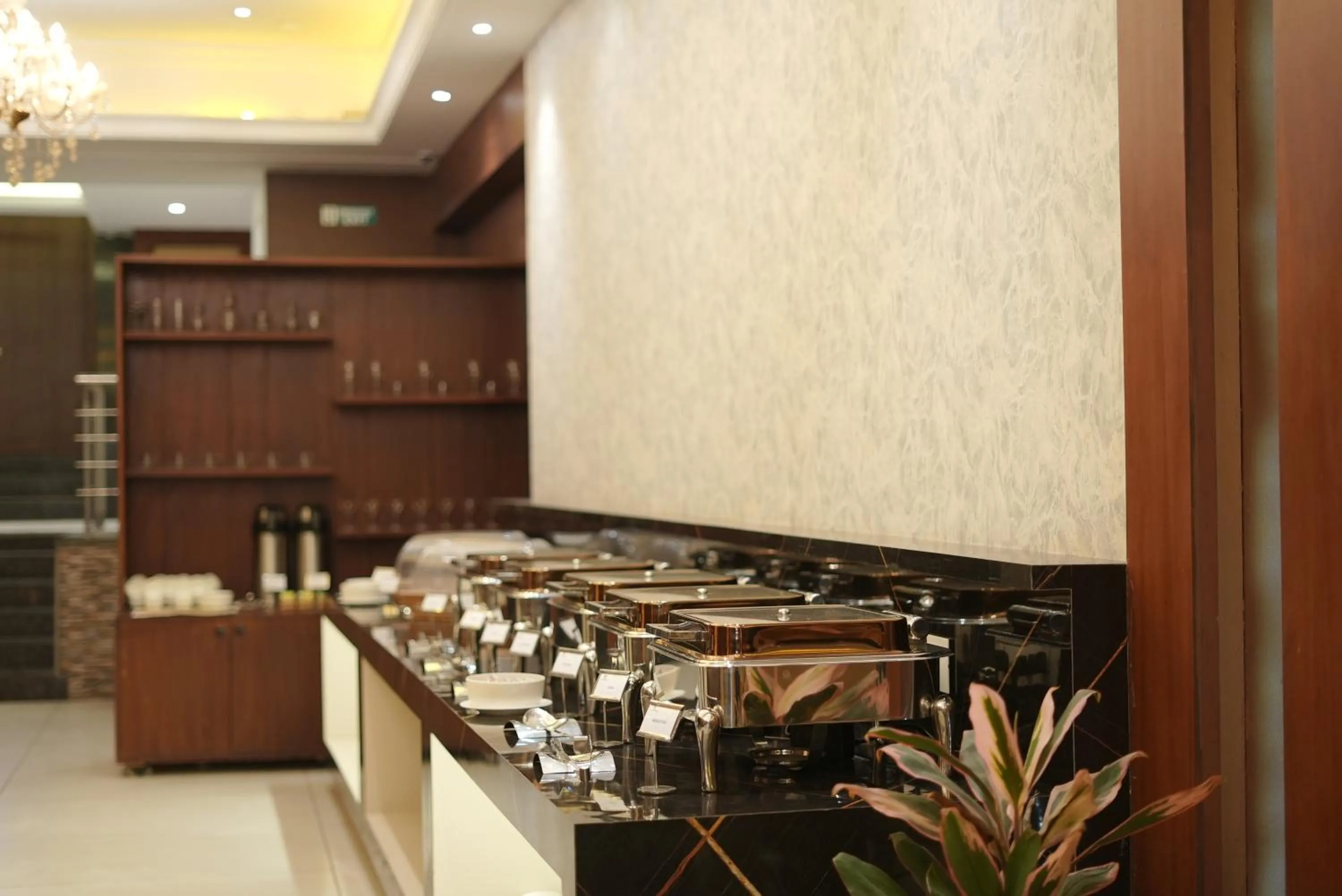 Buffet breakfast in Hotel Kohinoor Palace, Ludhiana