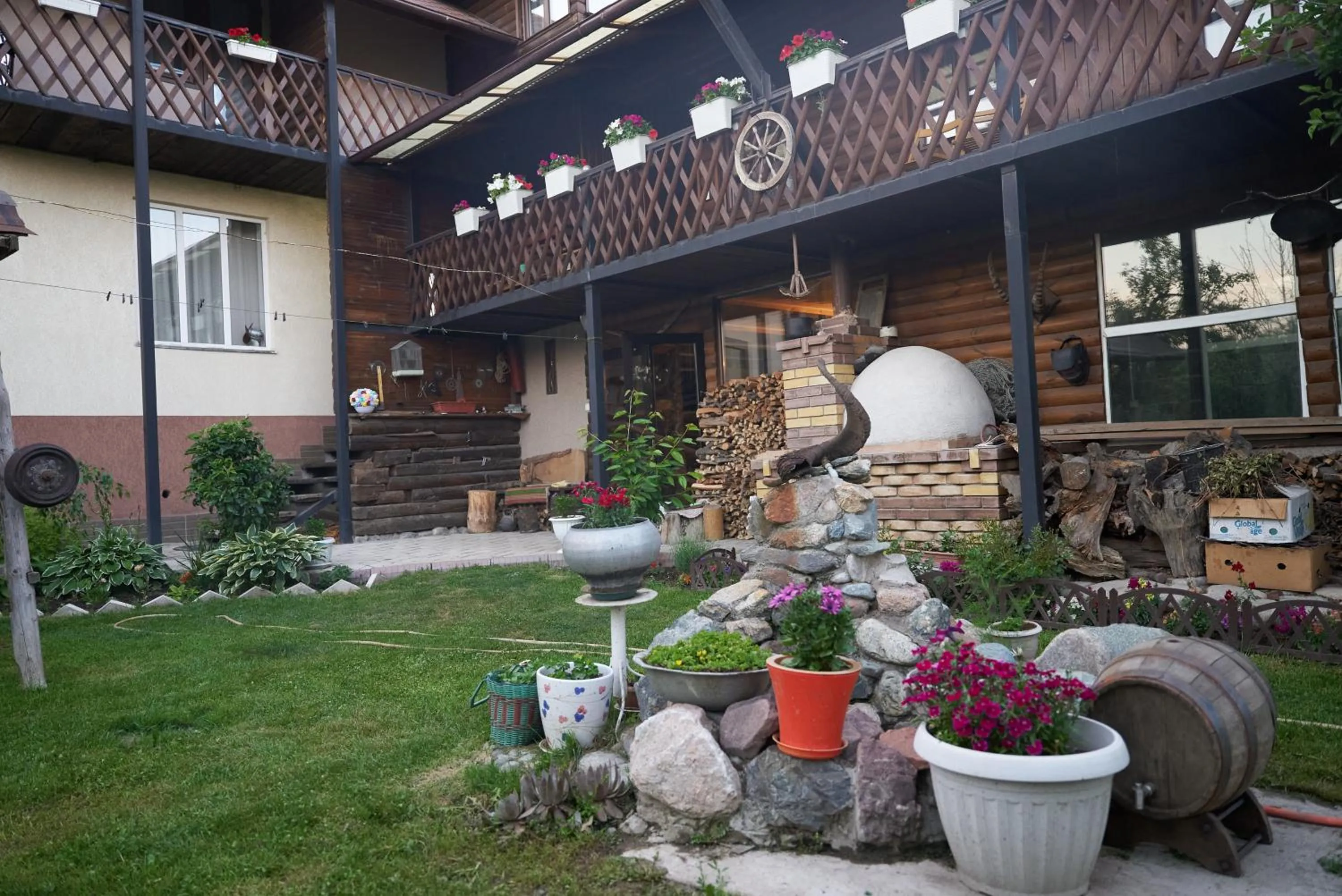 Argo Guest House