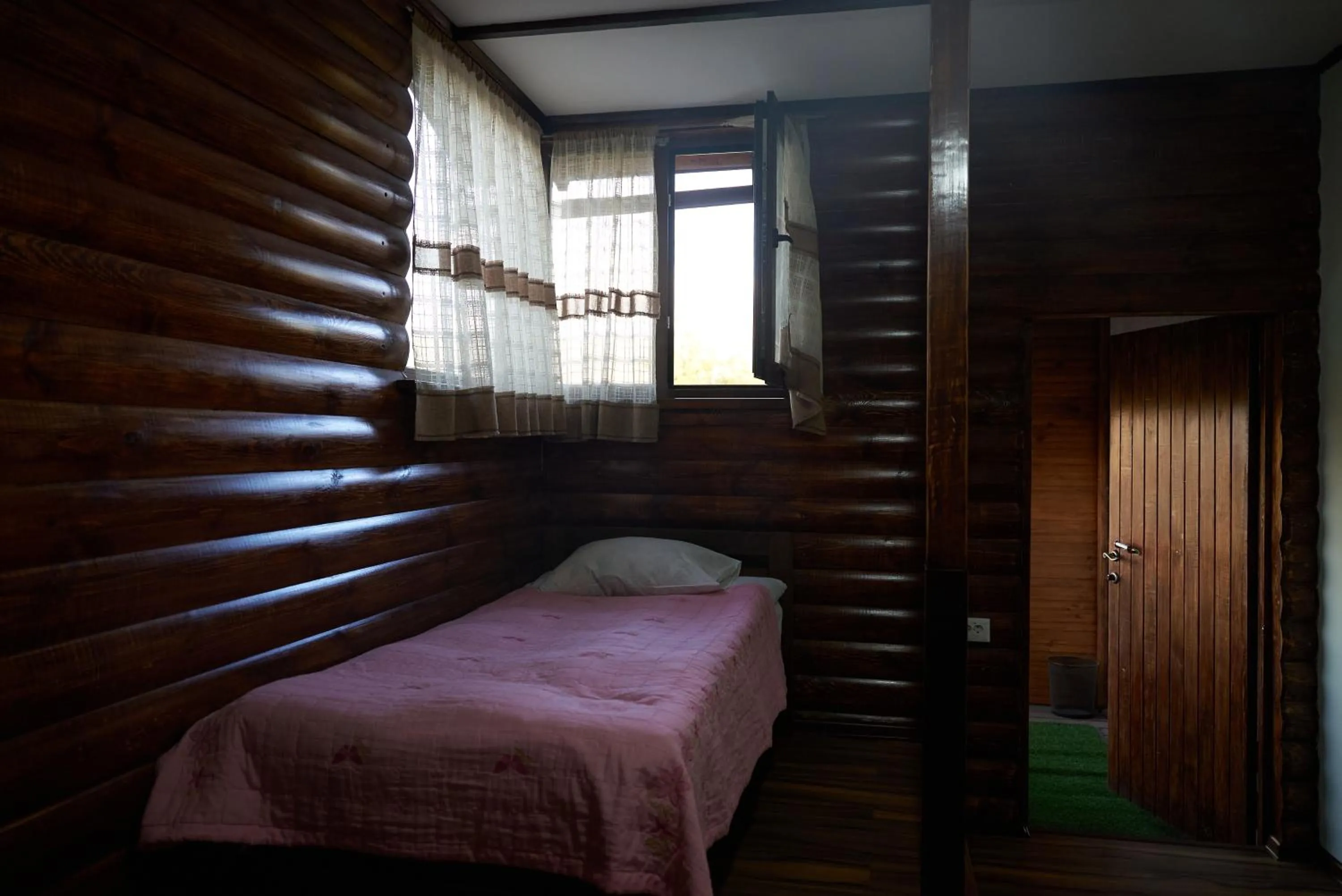 Bed in Argo Guest House