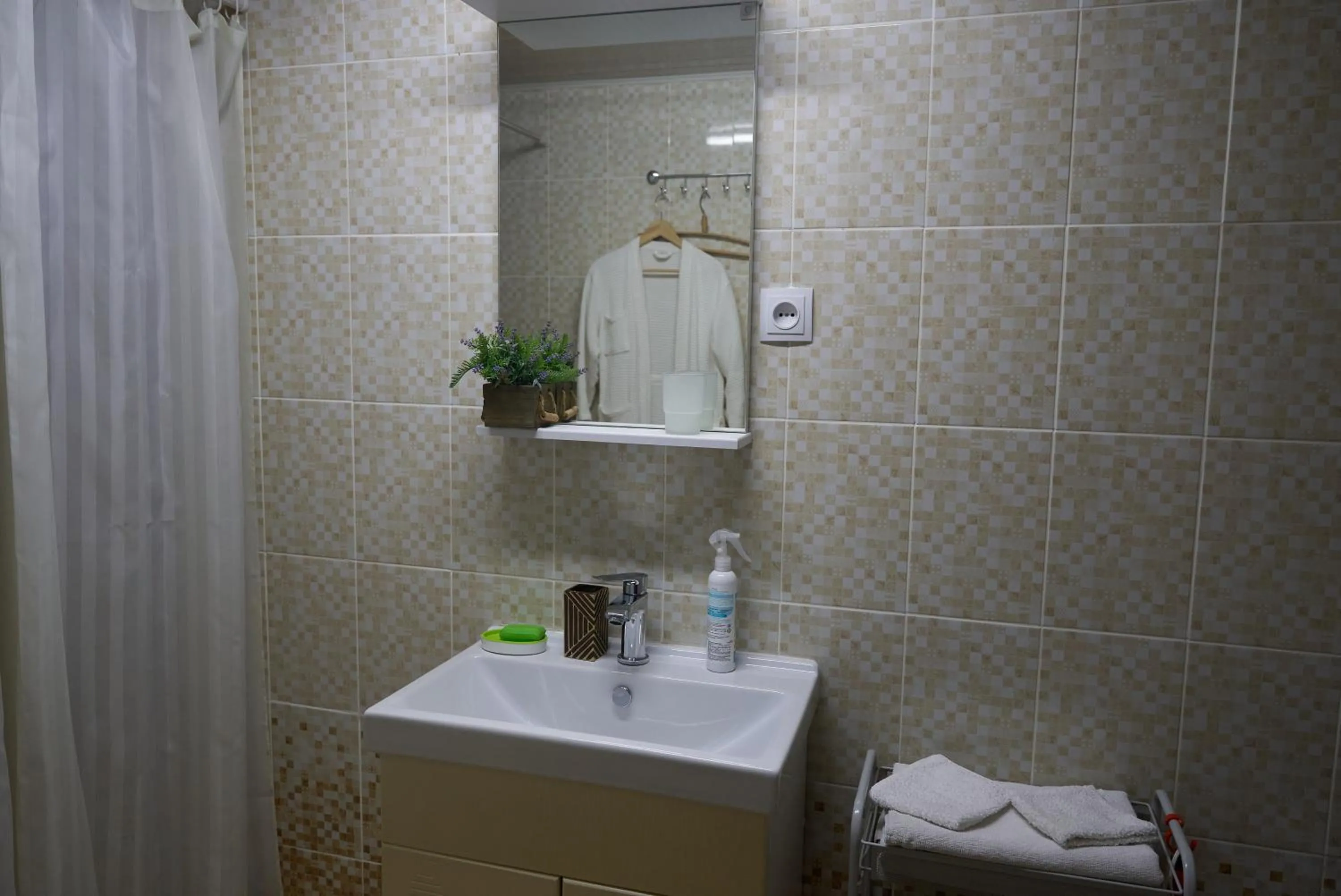 Argo Guest House