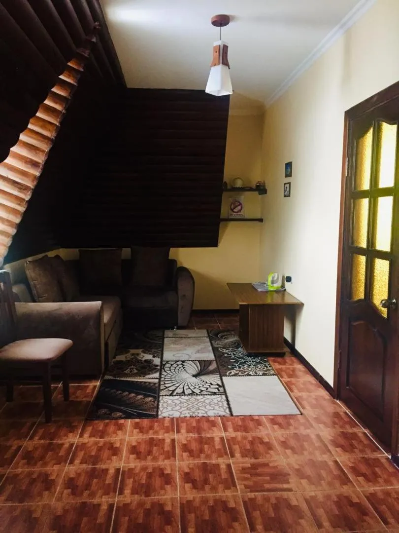 Argo Guest House