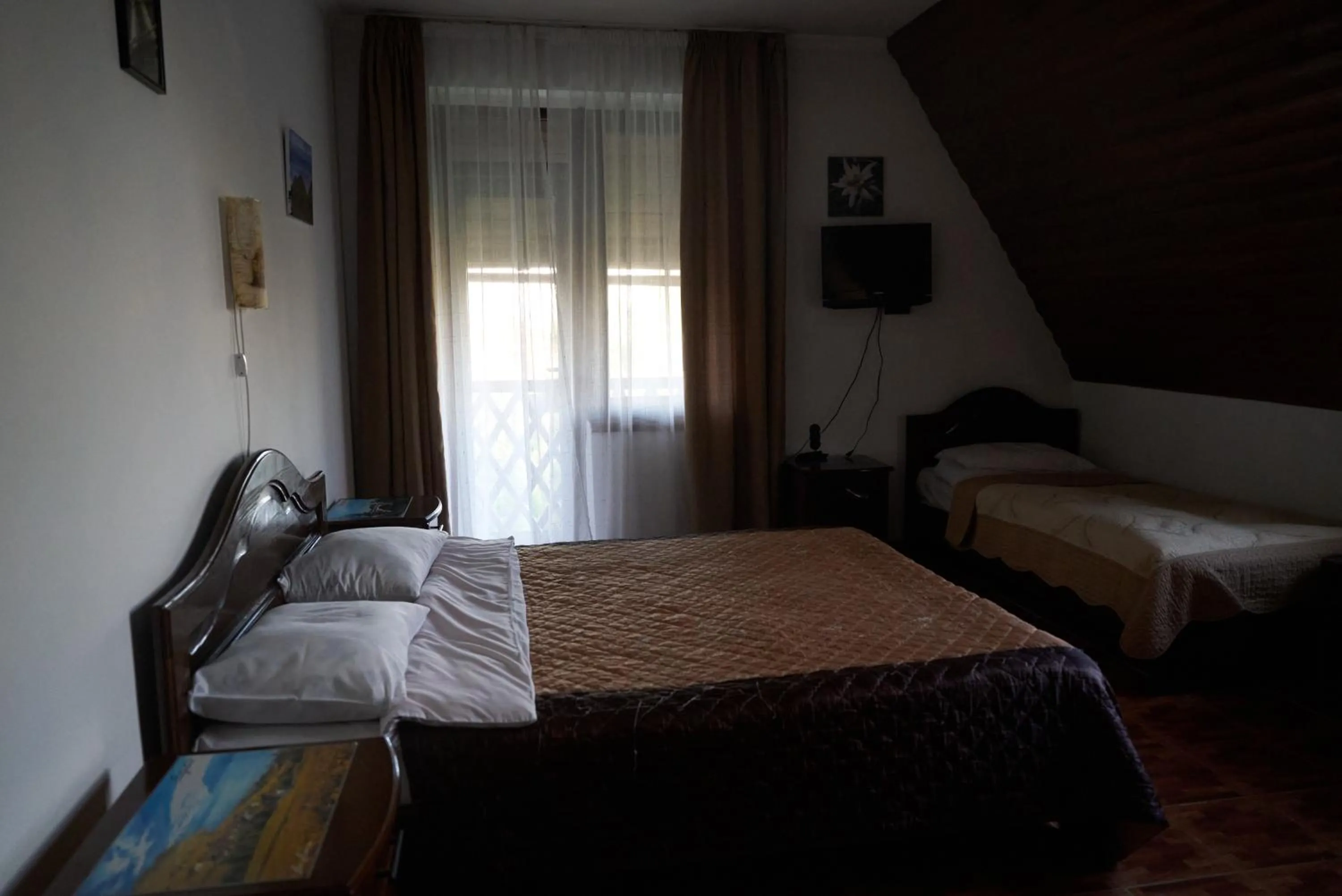 Bed in Argo Guest House