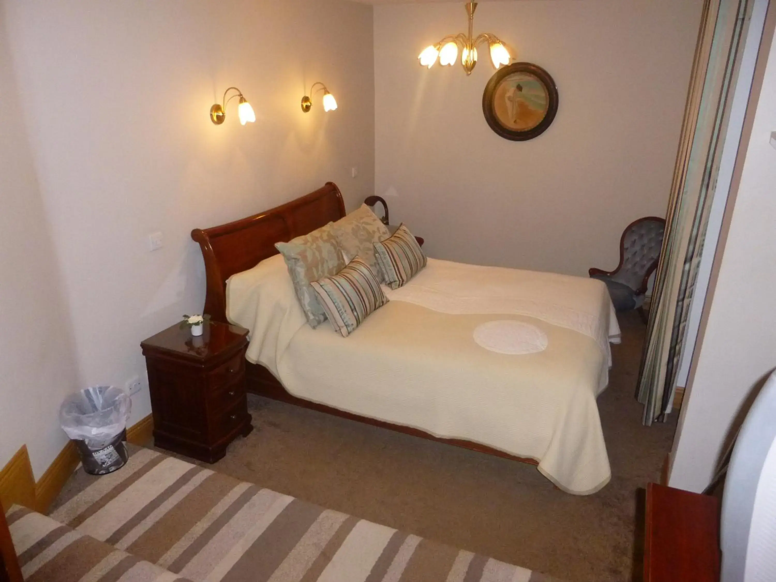 Double Room in Ben View Guesthouse Double Room in Ben View Guesthouse