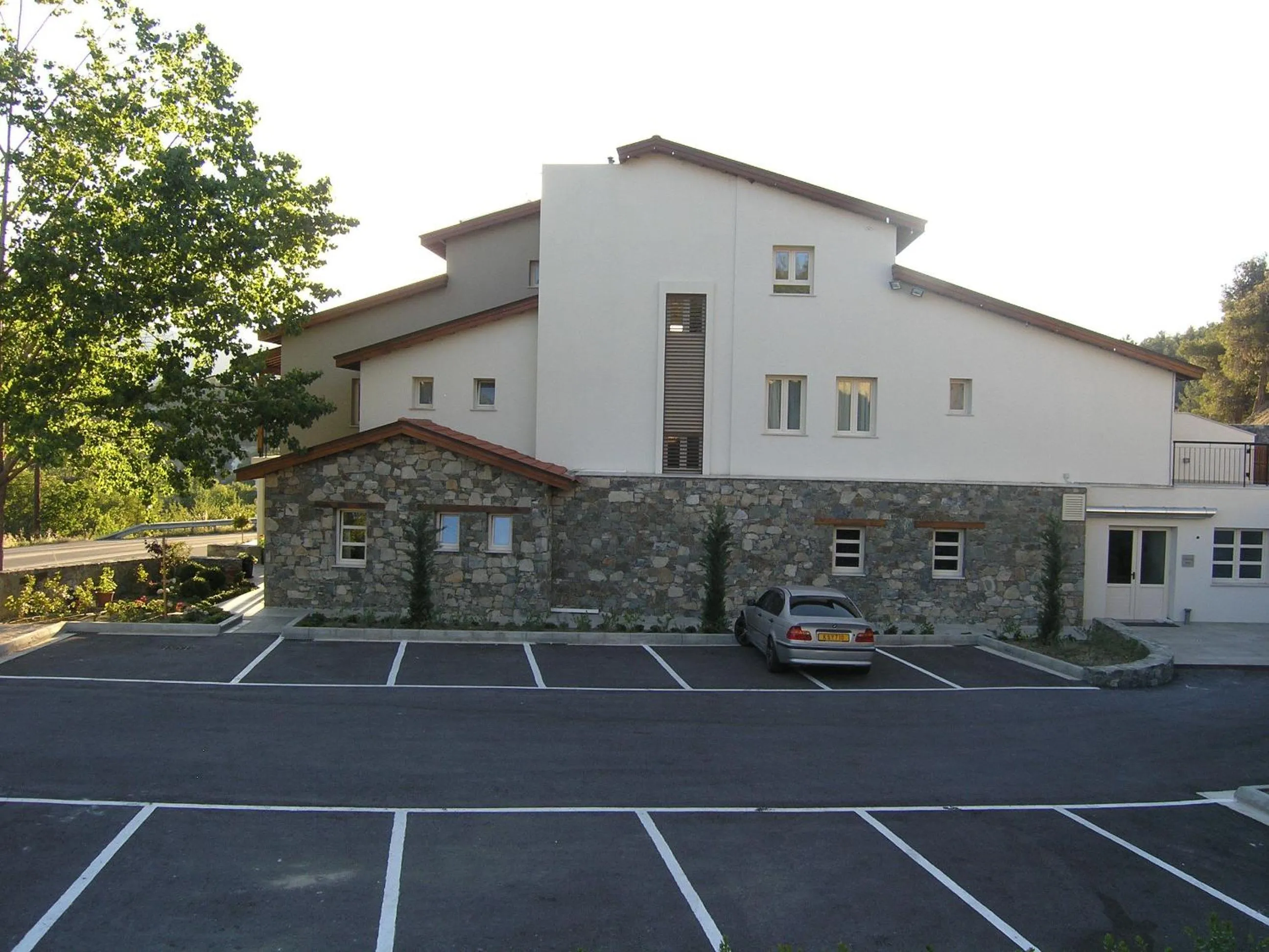 Property building in Livadia Hotel Kyperounta