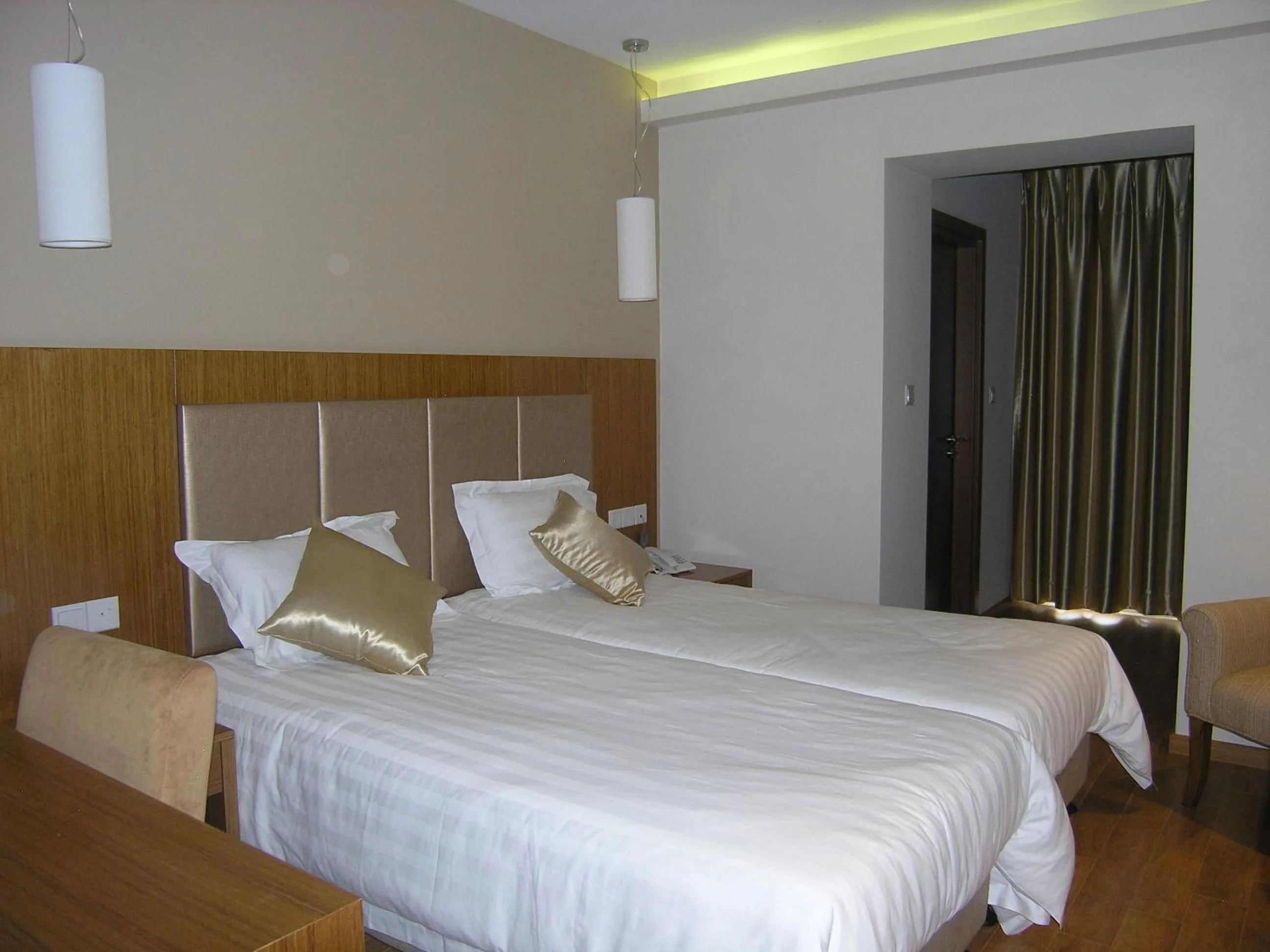 Bed in Livadia Hotel Kyperounta