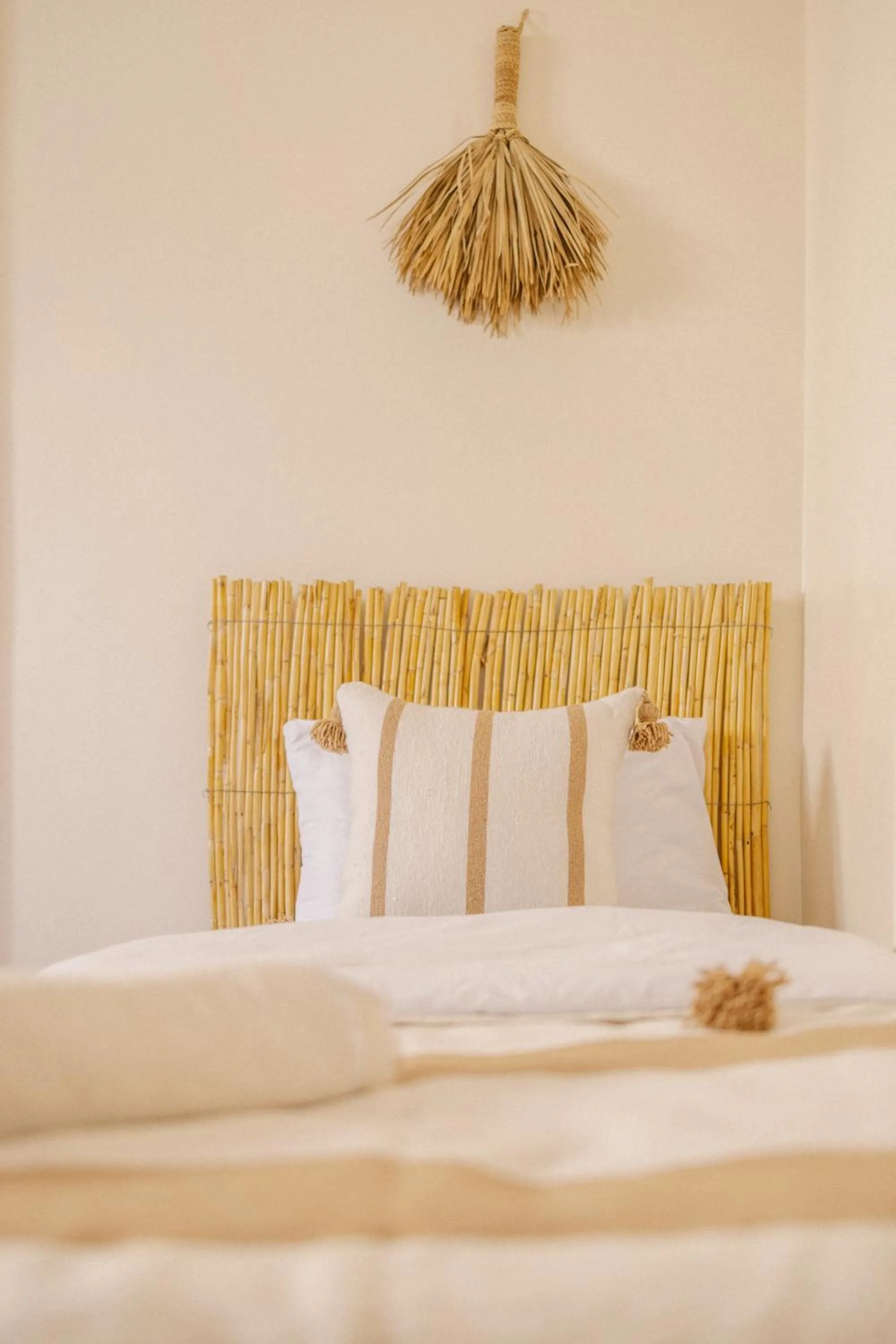 Bed in Sable beach surf camp Tamraght