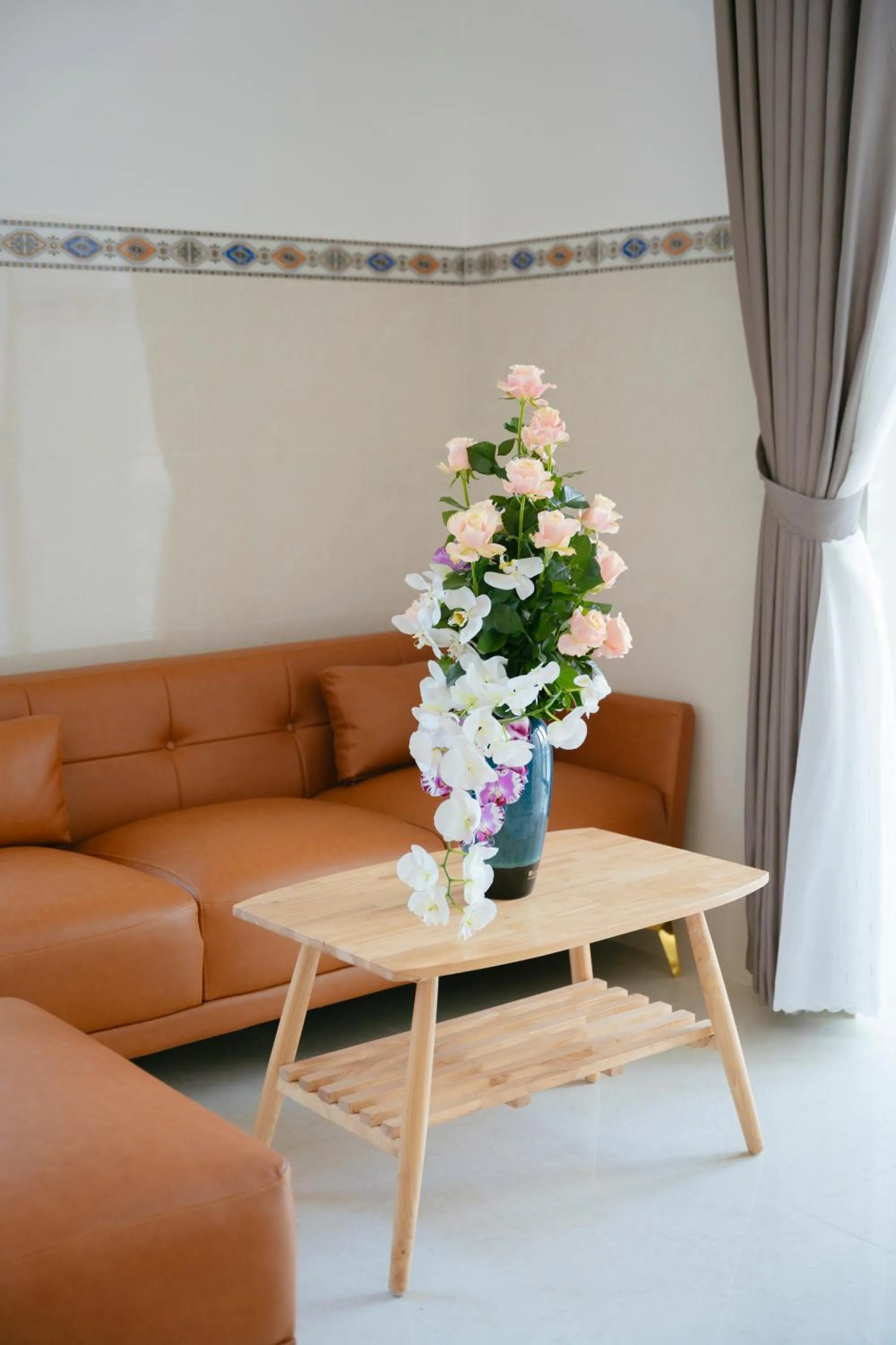Living room in Serene Stay