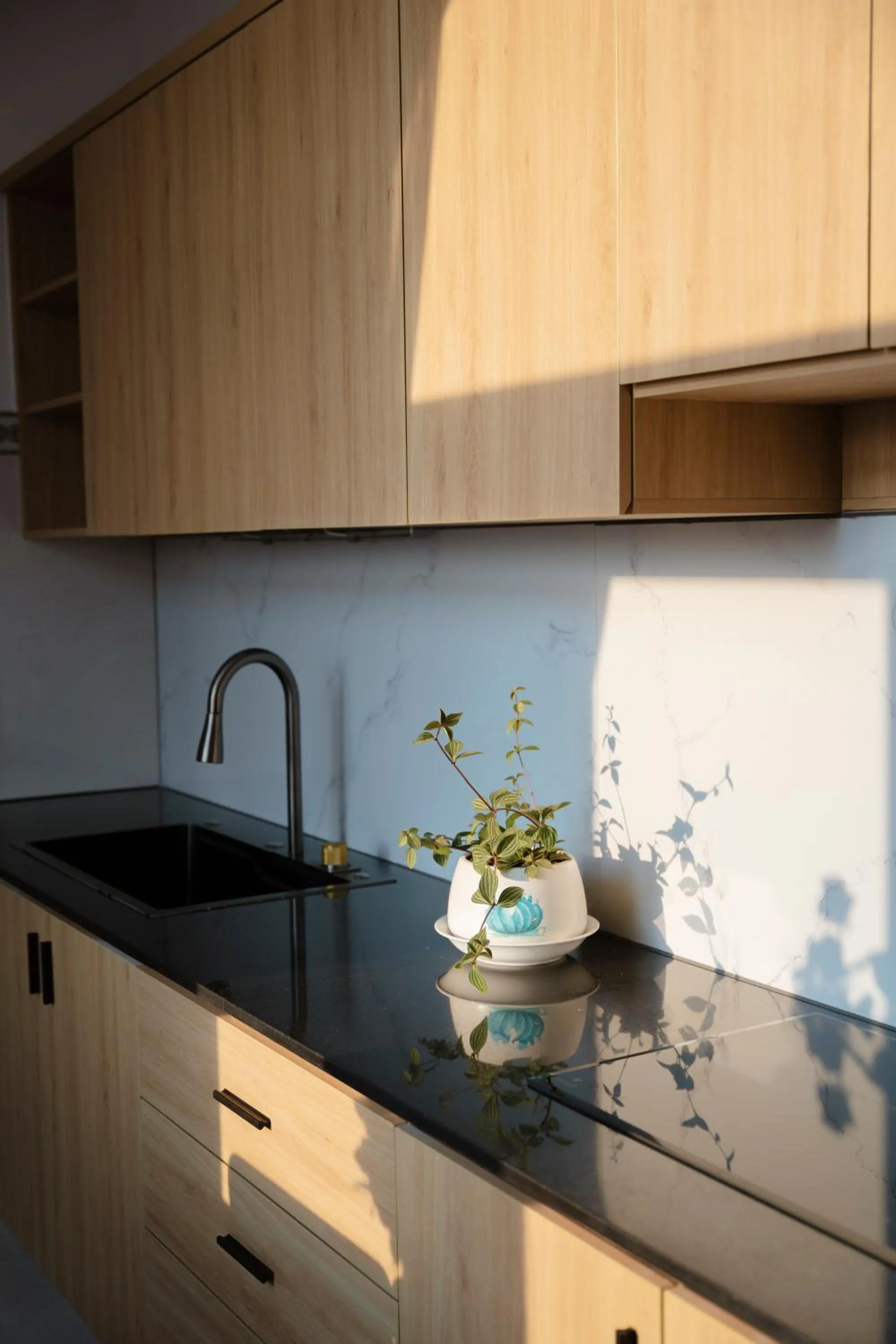 Kitchen or kitchenette in Serene Stay