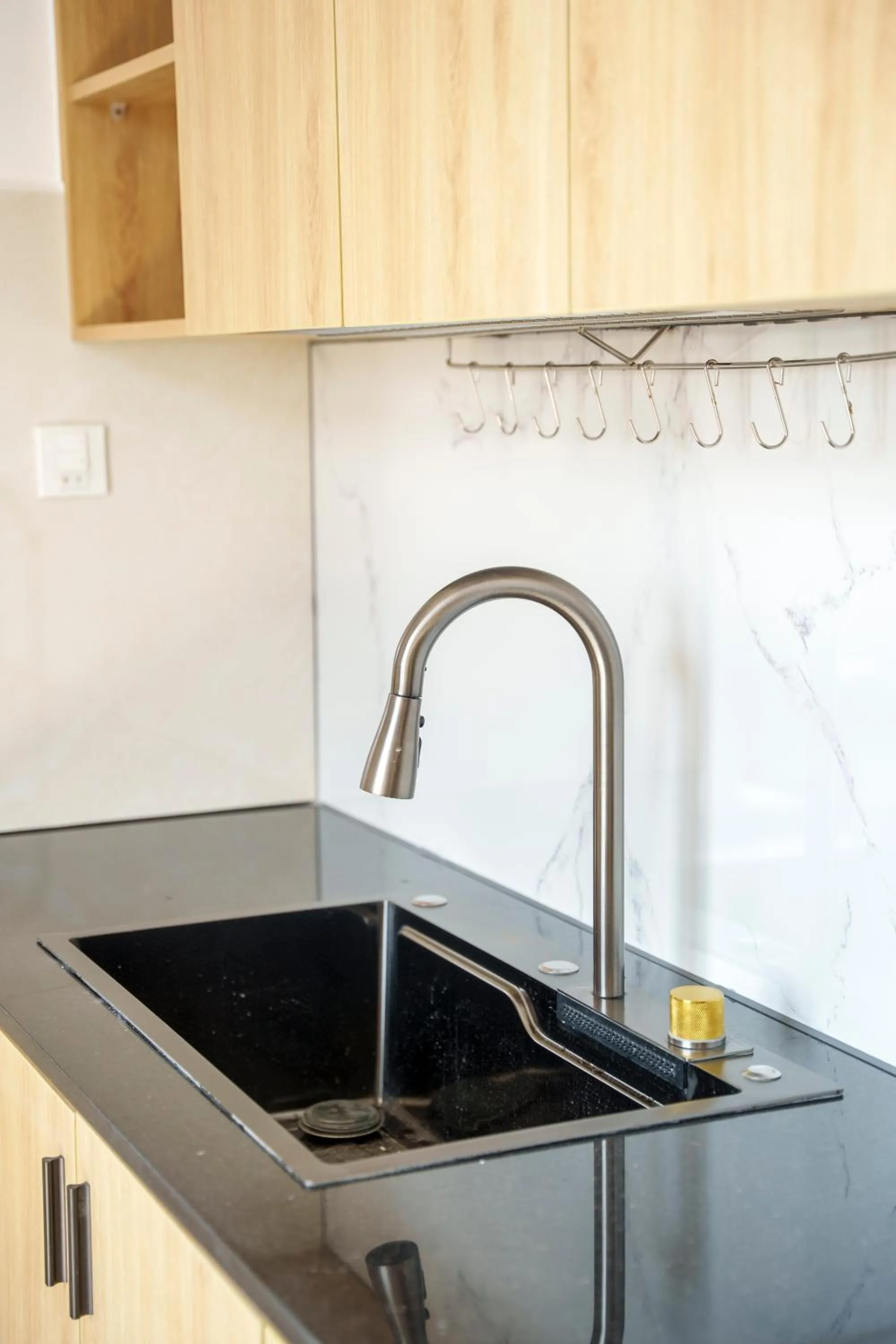 Kitchen or kitchenette in Serene Stay