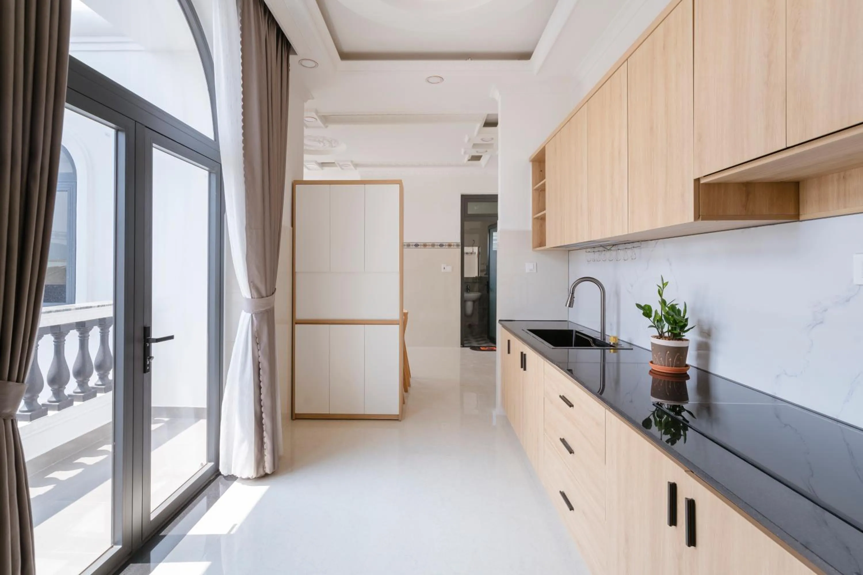 Kitchen or kitchenette in Serene Stay