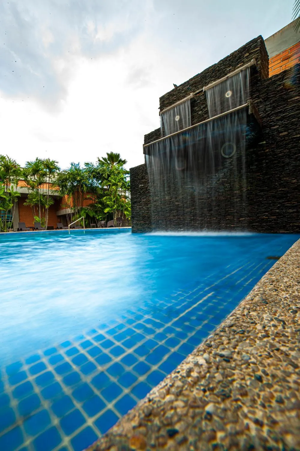 Pool view in Hotel GH Guaparo Inn Valencia