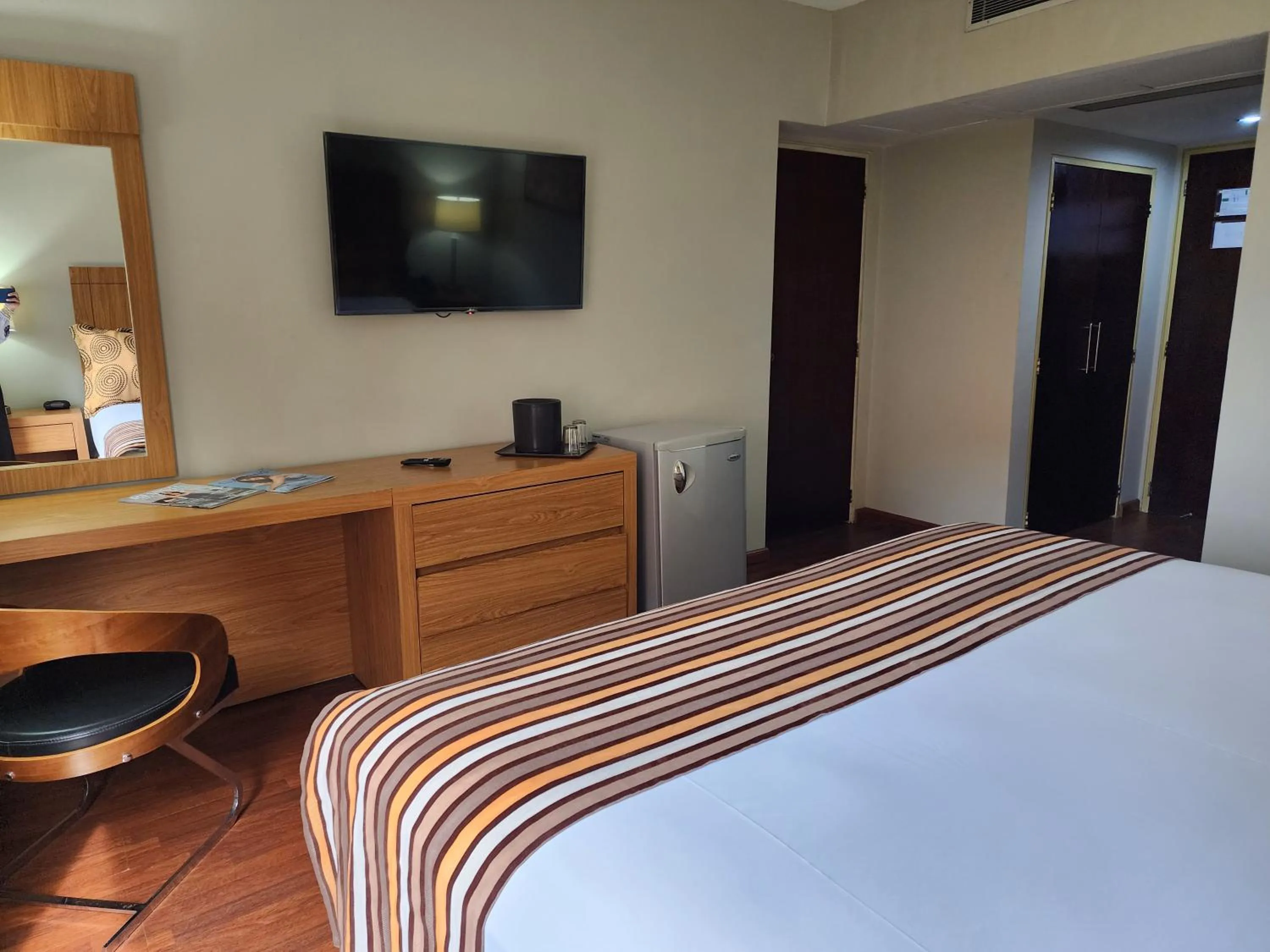 Bed in Hotel GH Guaparo Inn Valencia