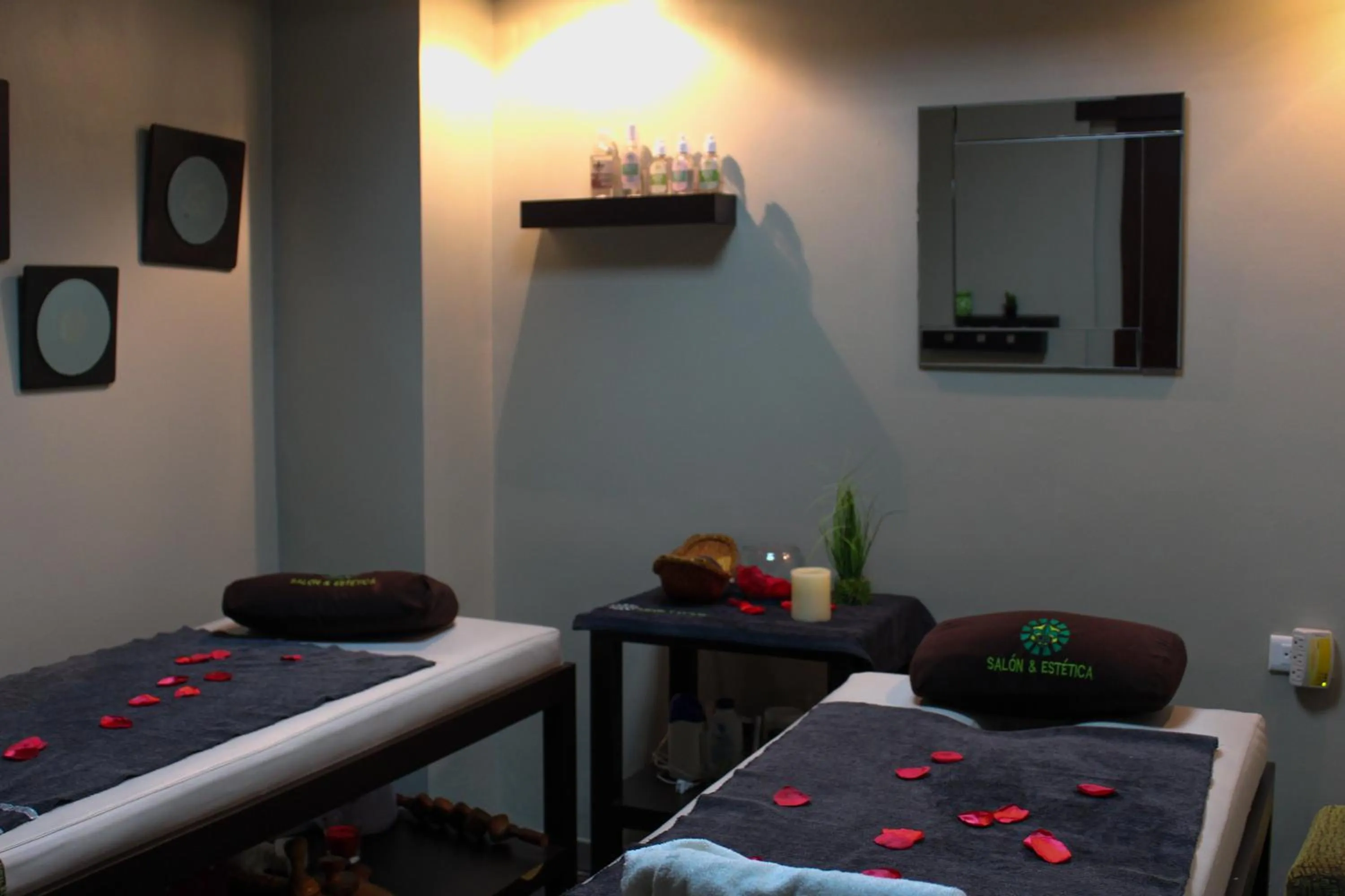 Spa and wellness centre/facilities in Hotel GH Guaparo Inn Valencia