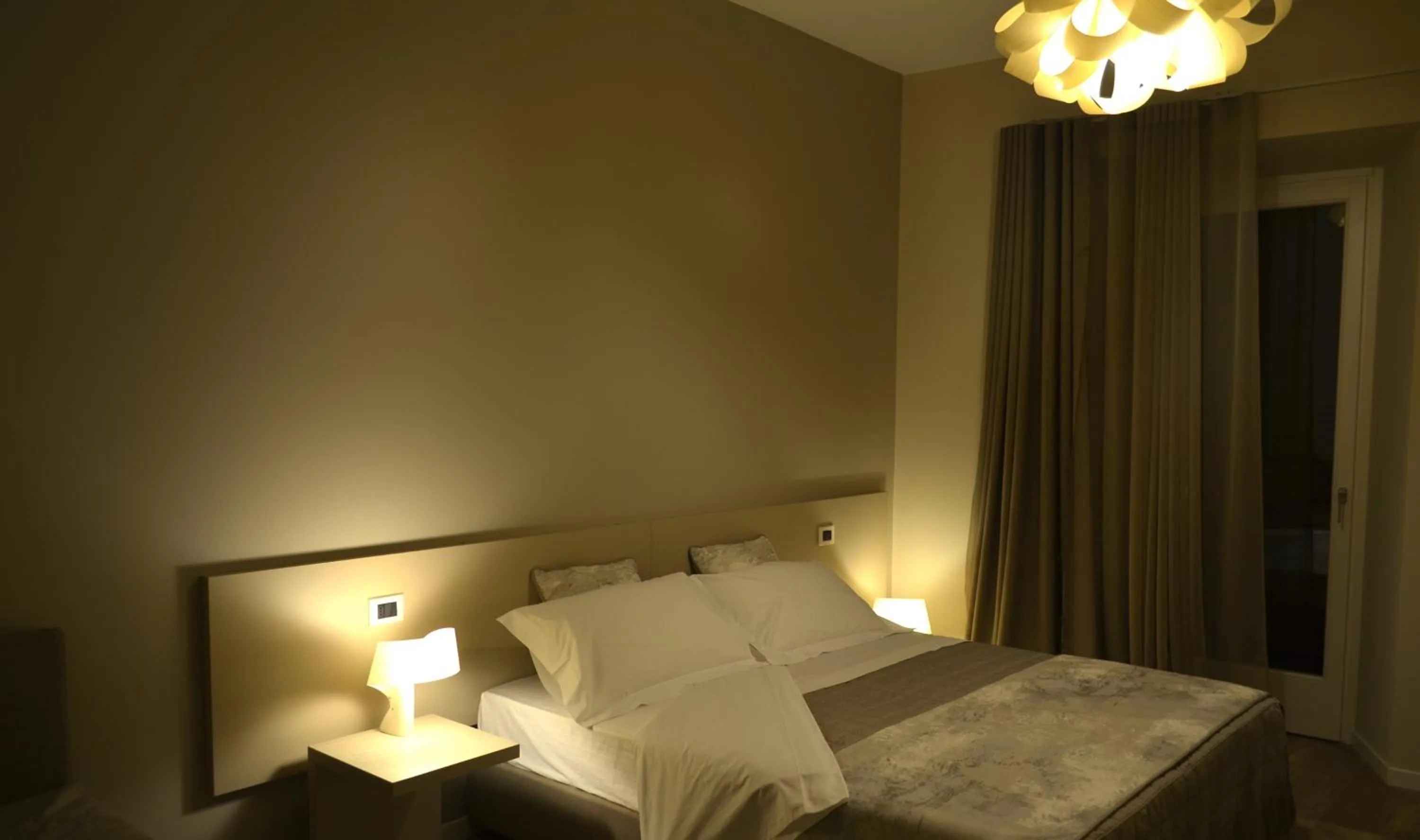 Bedroom, Bed in Daman Rooms & Breakfast