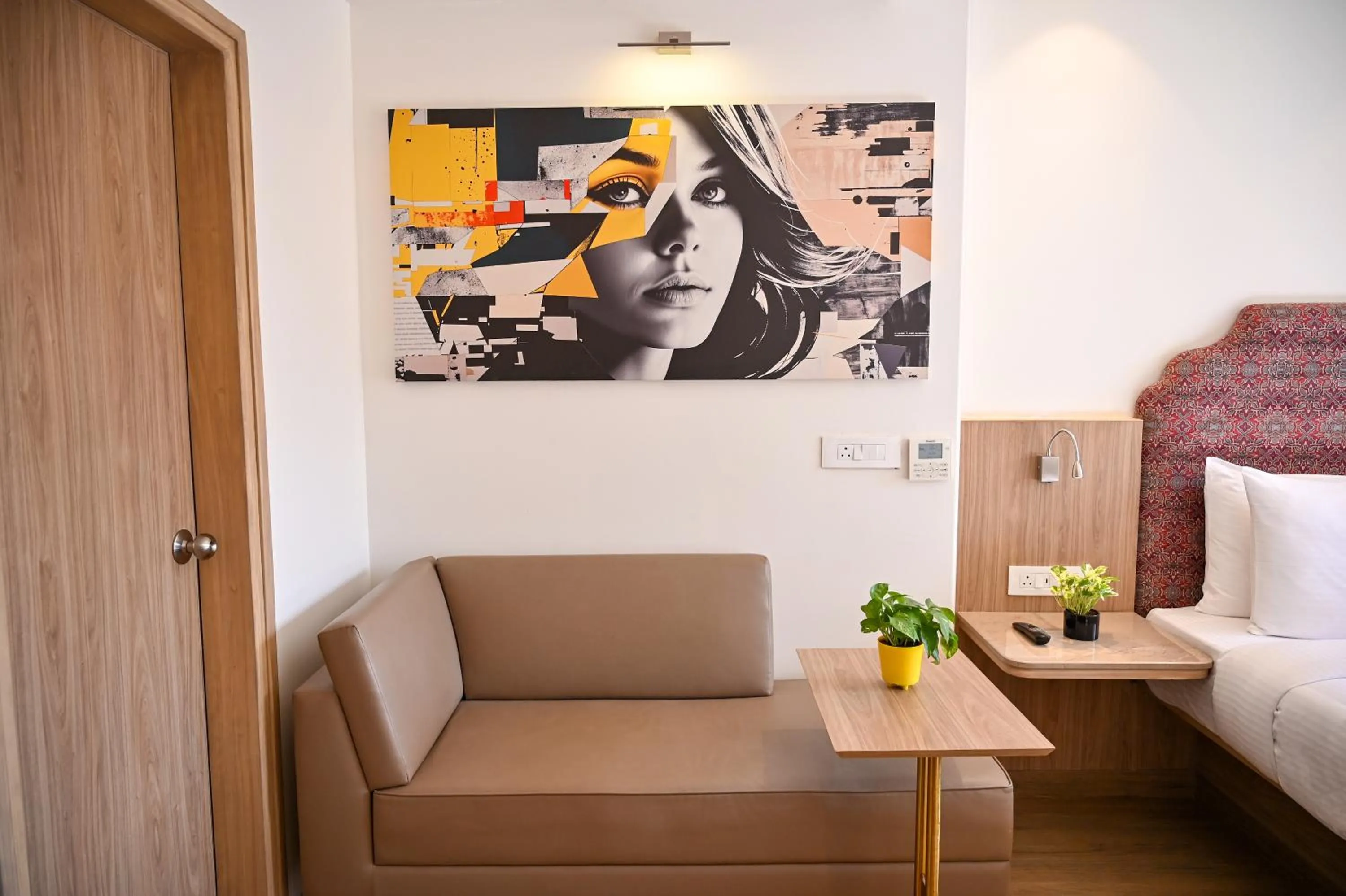 Bed in Alivaa Hotel Gurugram Sohna Road City Center