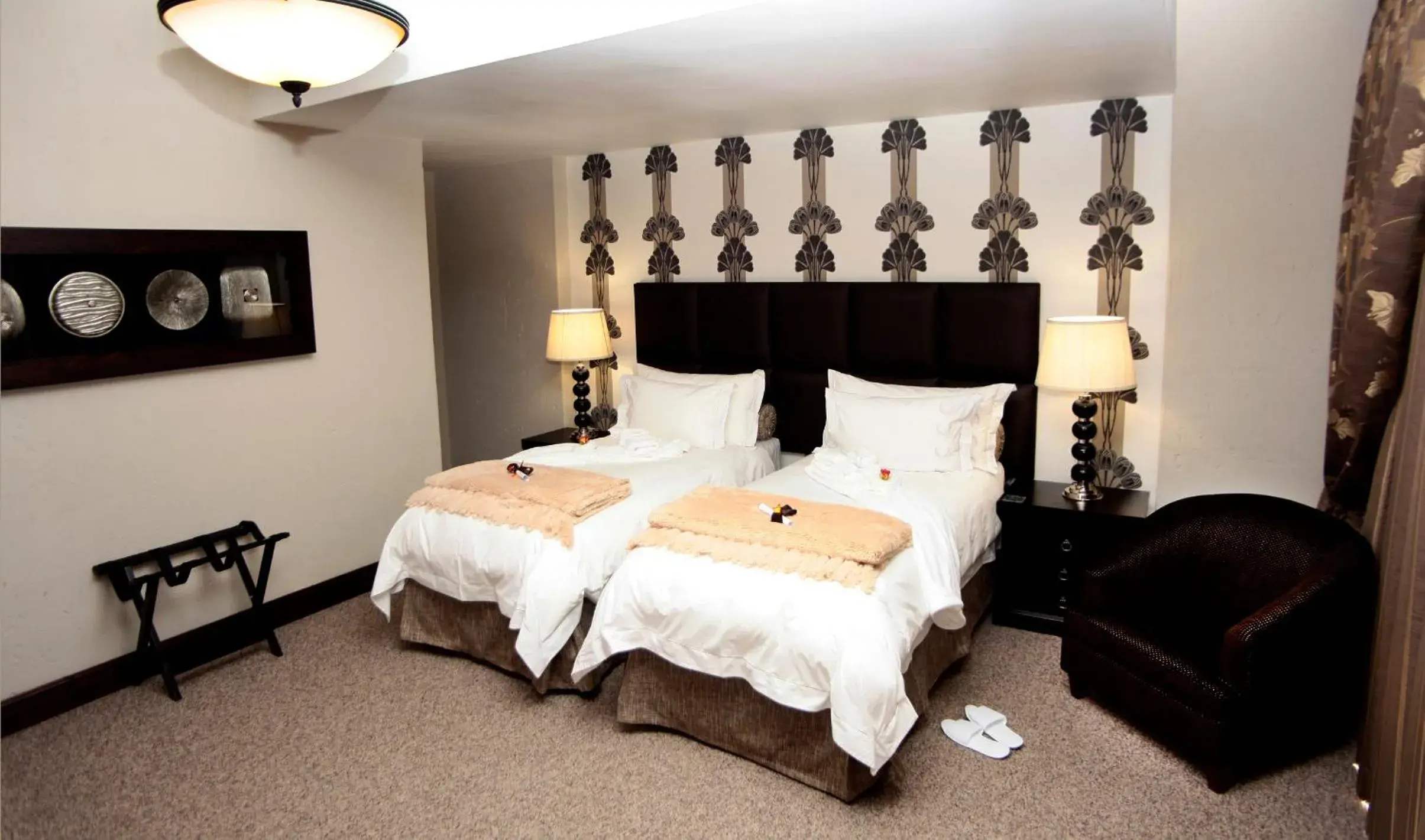 Double or Twin Room with Bathroom - single occupancy in Witwater Guest House & Spa Double or Twin Room with Bathroom - single occupancy in Witwater Guest House & Spa