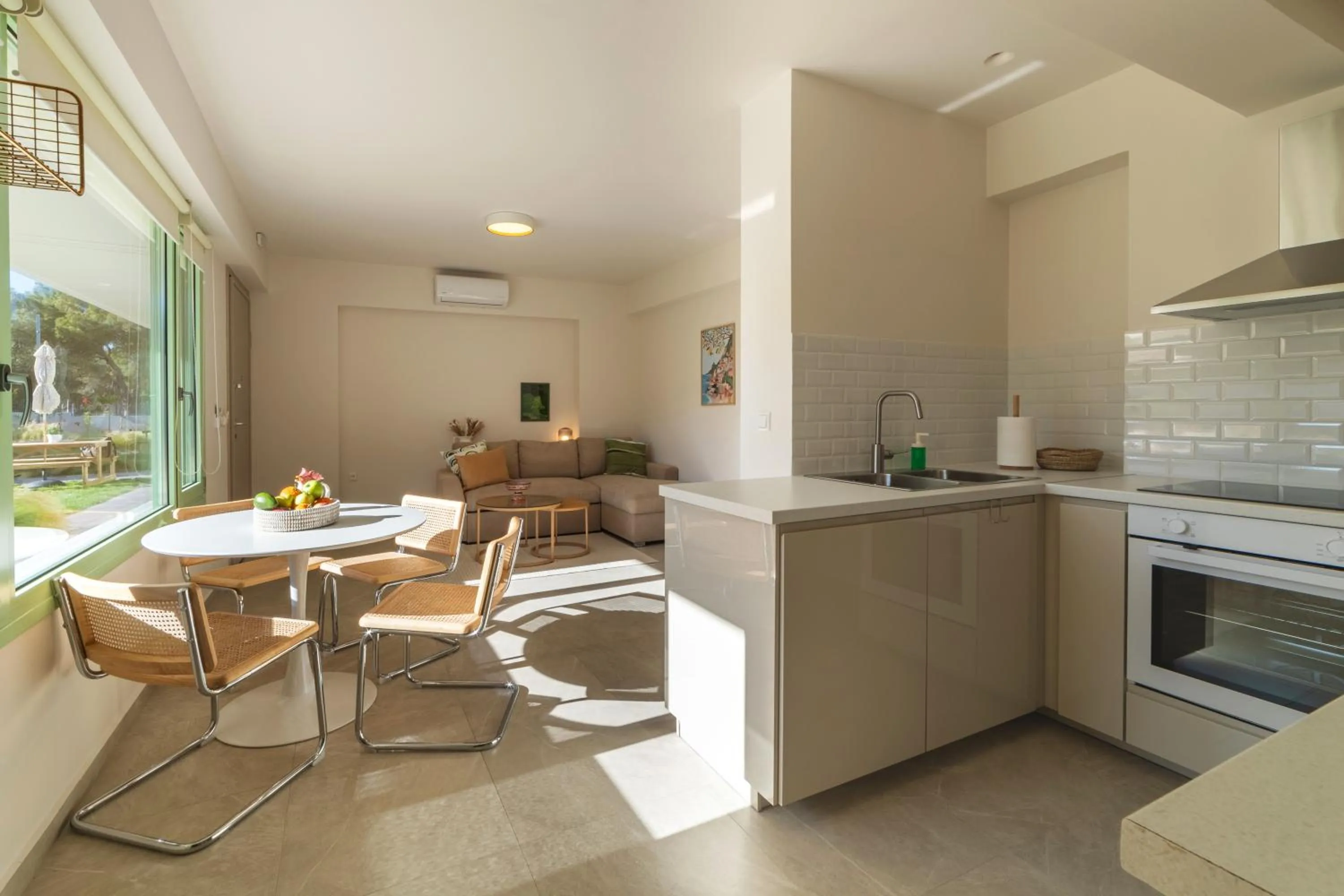 Kitchen or kitchenette in Kallisti Stay