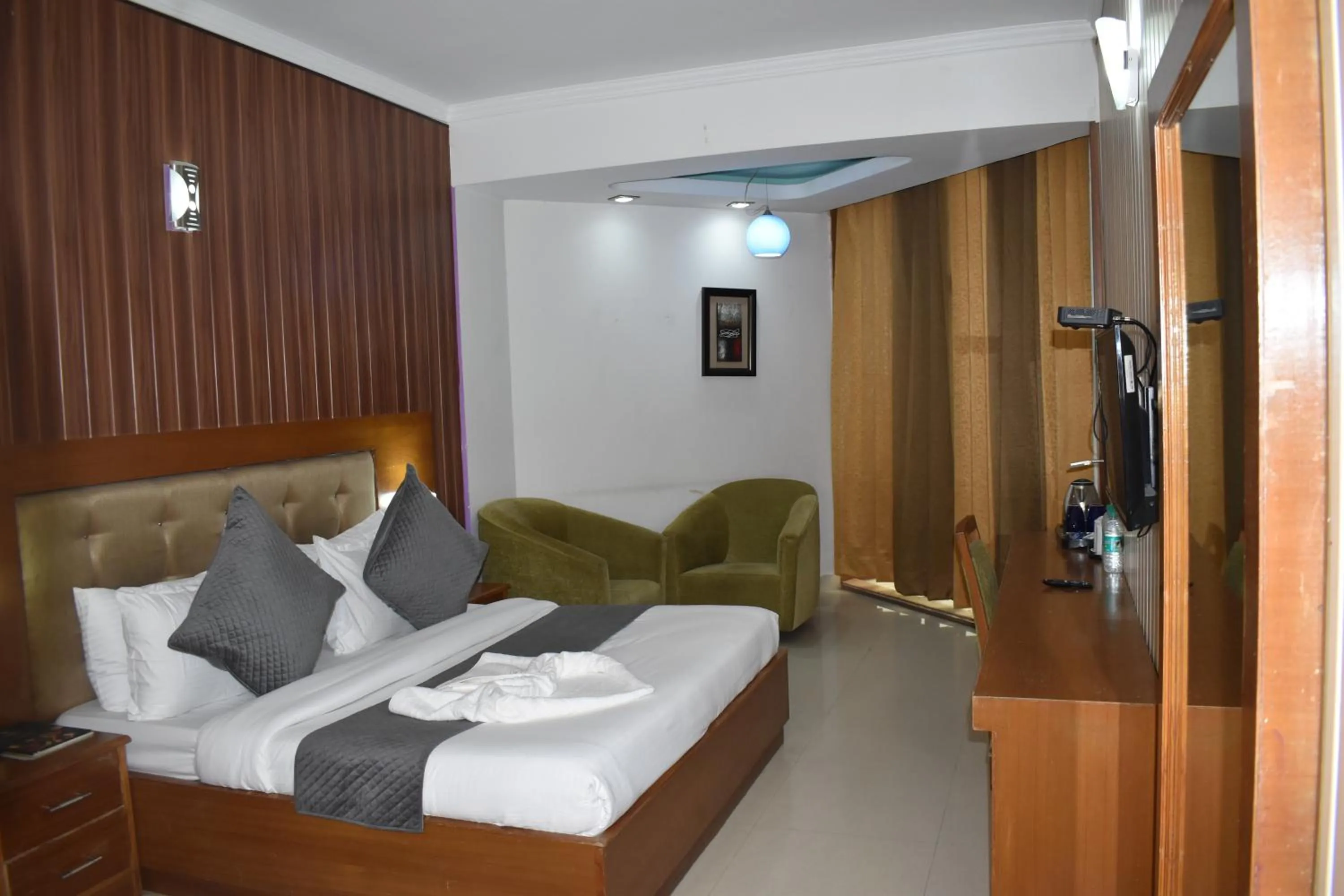 Bedroom in Hotel Padmini Palace