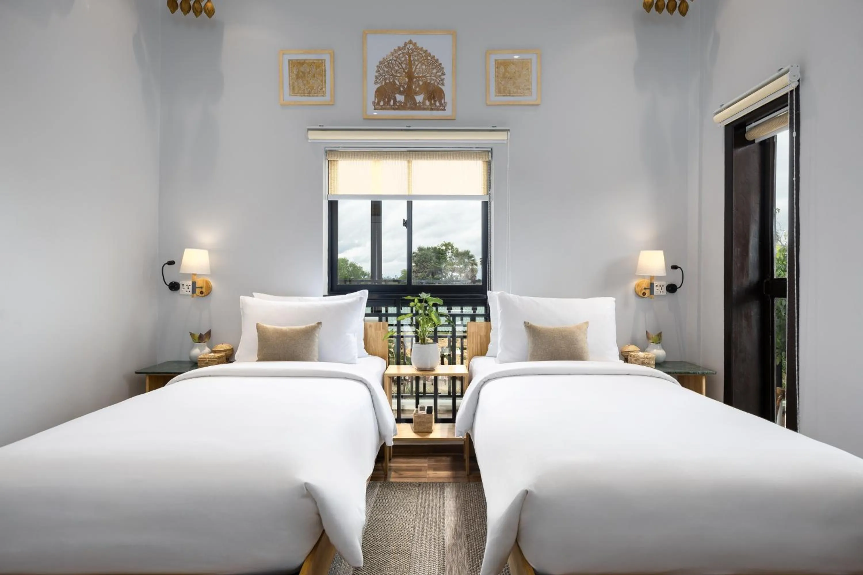 Bed in Moringa Tree Maison