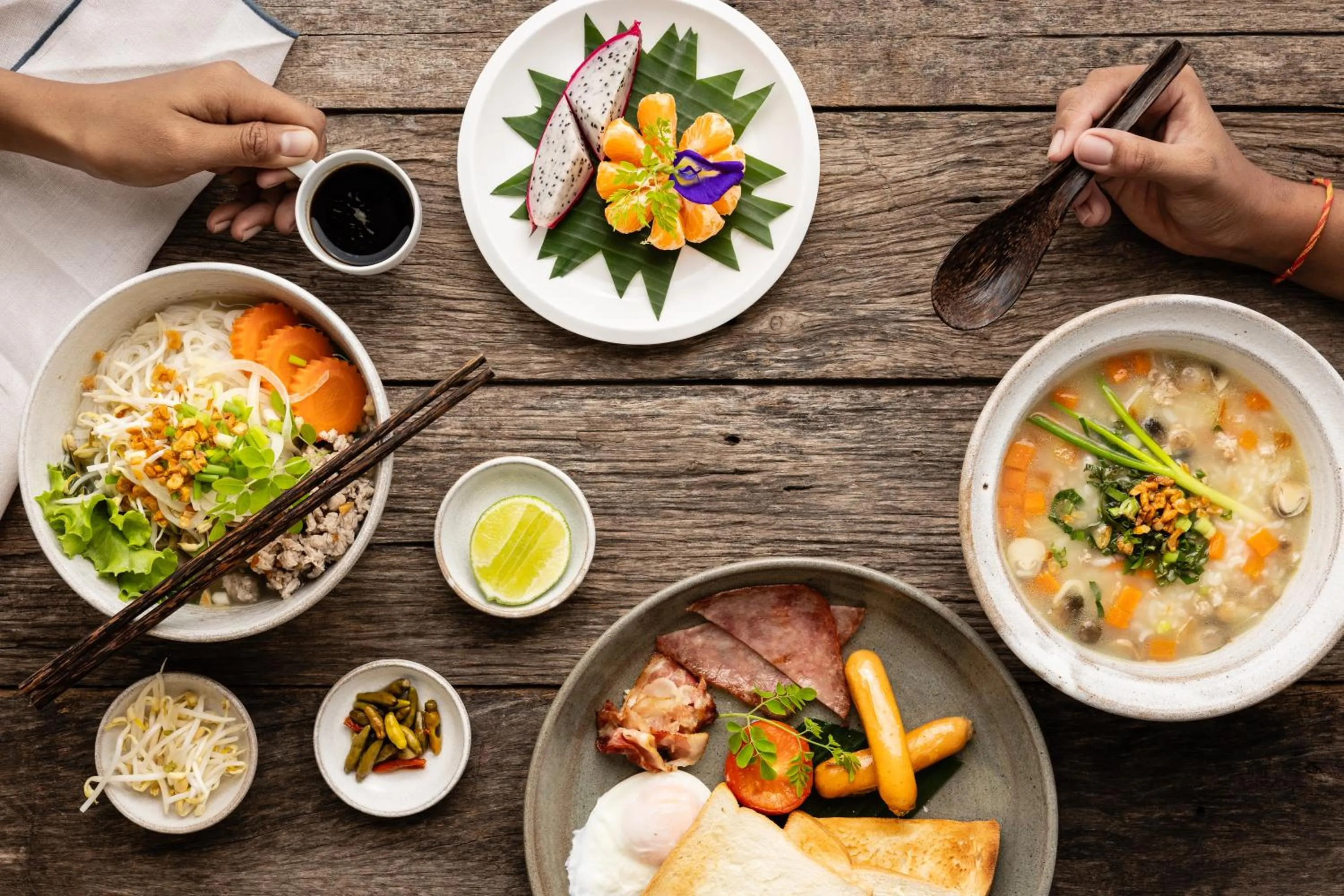 Food in Moringa Tree Maison