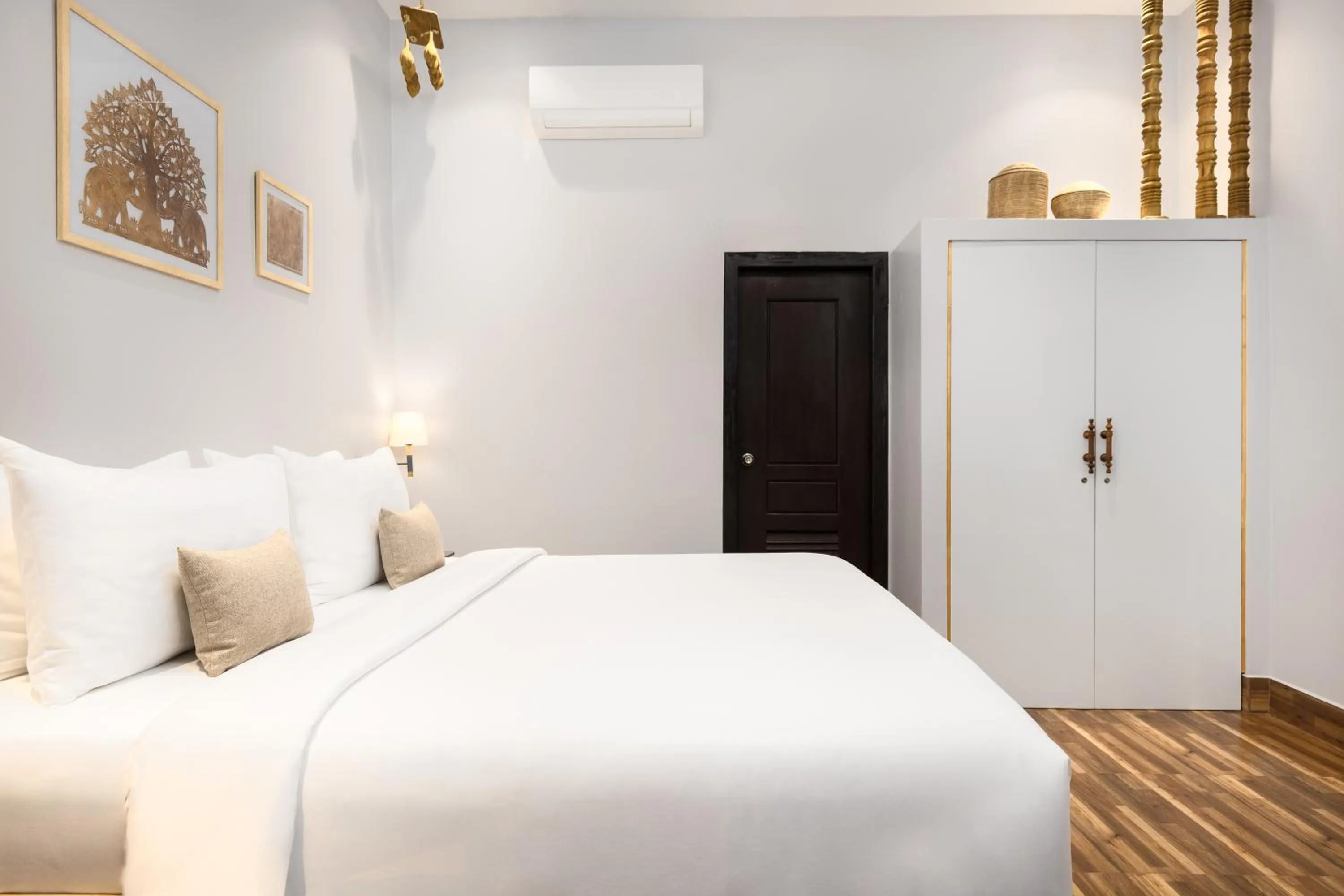 Bed in Moringa Tree Maison