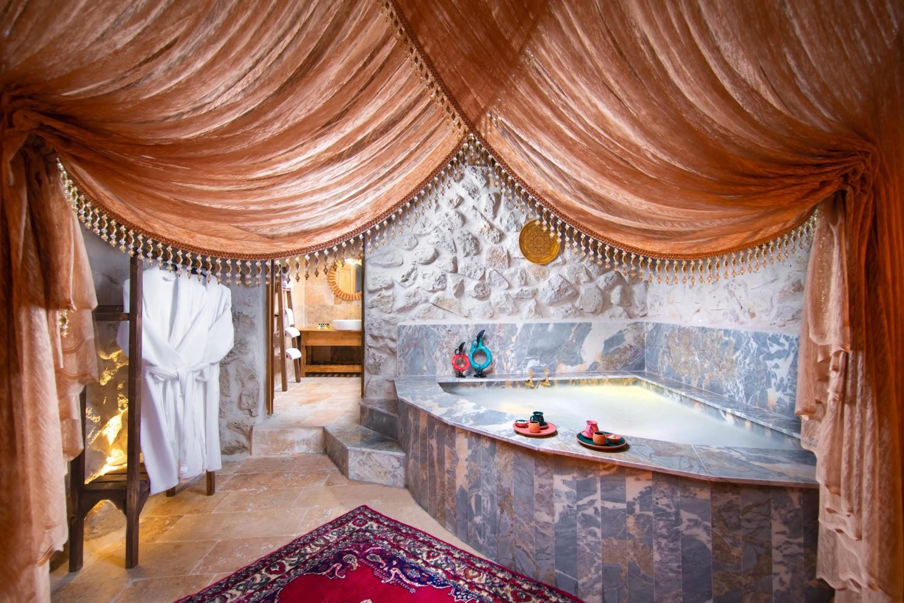 Swimming pool in Cappadocia Cavusin Stone House