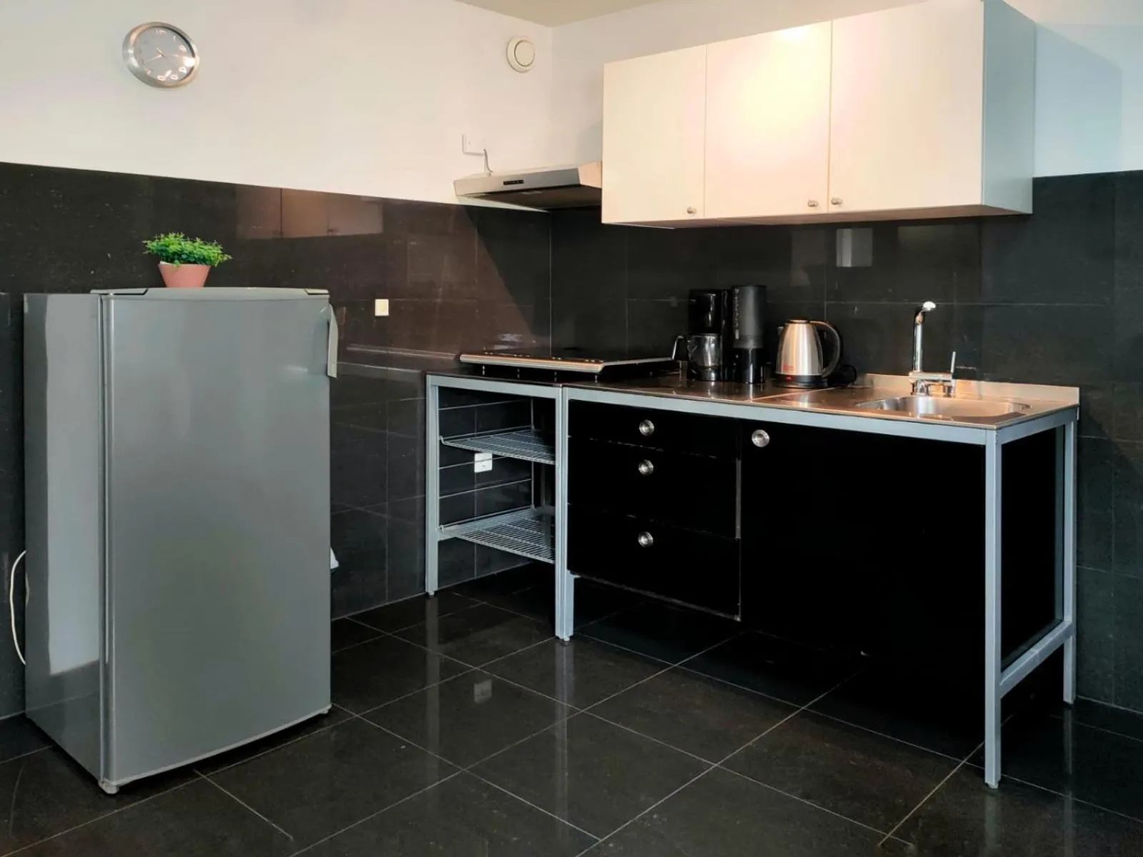 Rafael Apartments