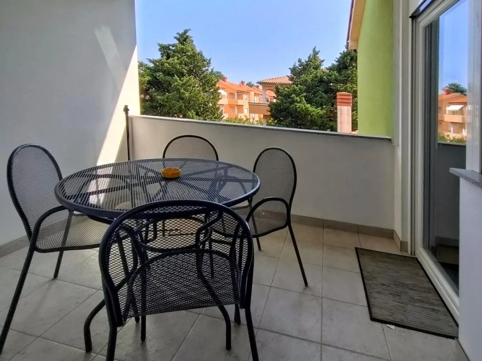 Rafael Apartments