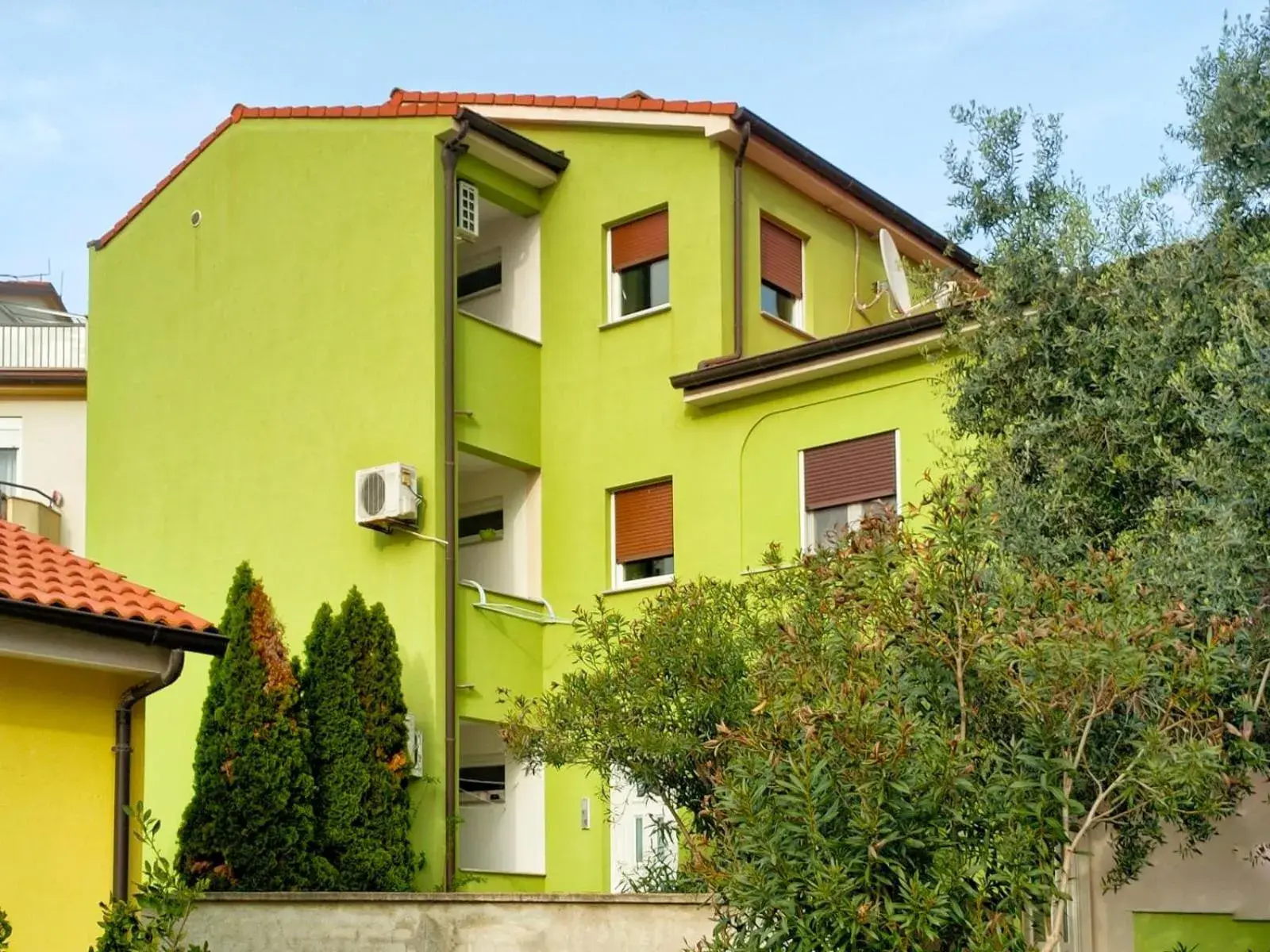 Rafael Apartments Rafael Apartments